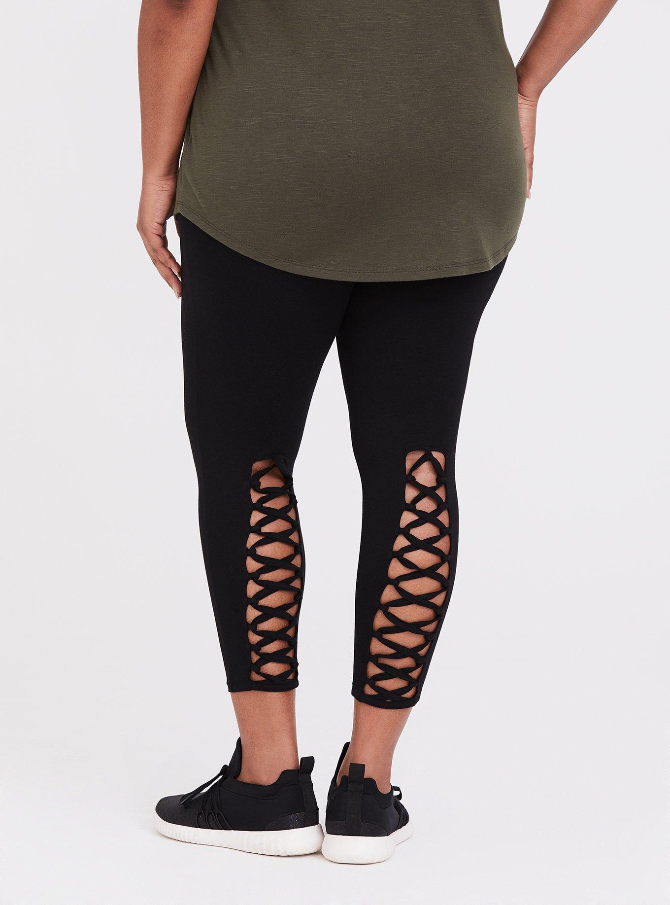 Plus Size - Black Lattice Crop Legging - Torrid