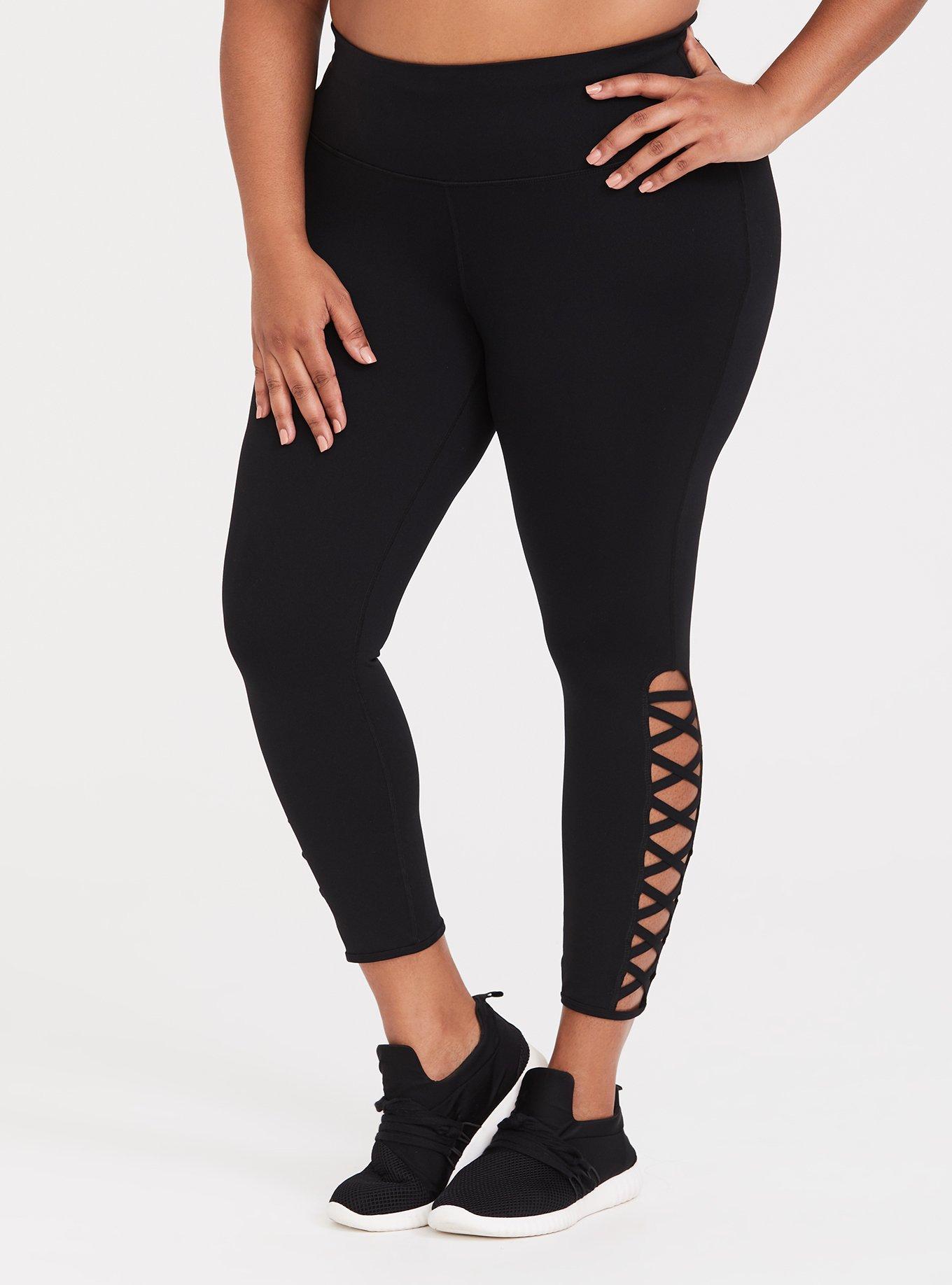 Performance Core Crop Lattice Detail Active Legging, DEEP BLACK, hi-res