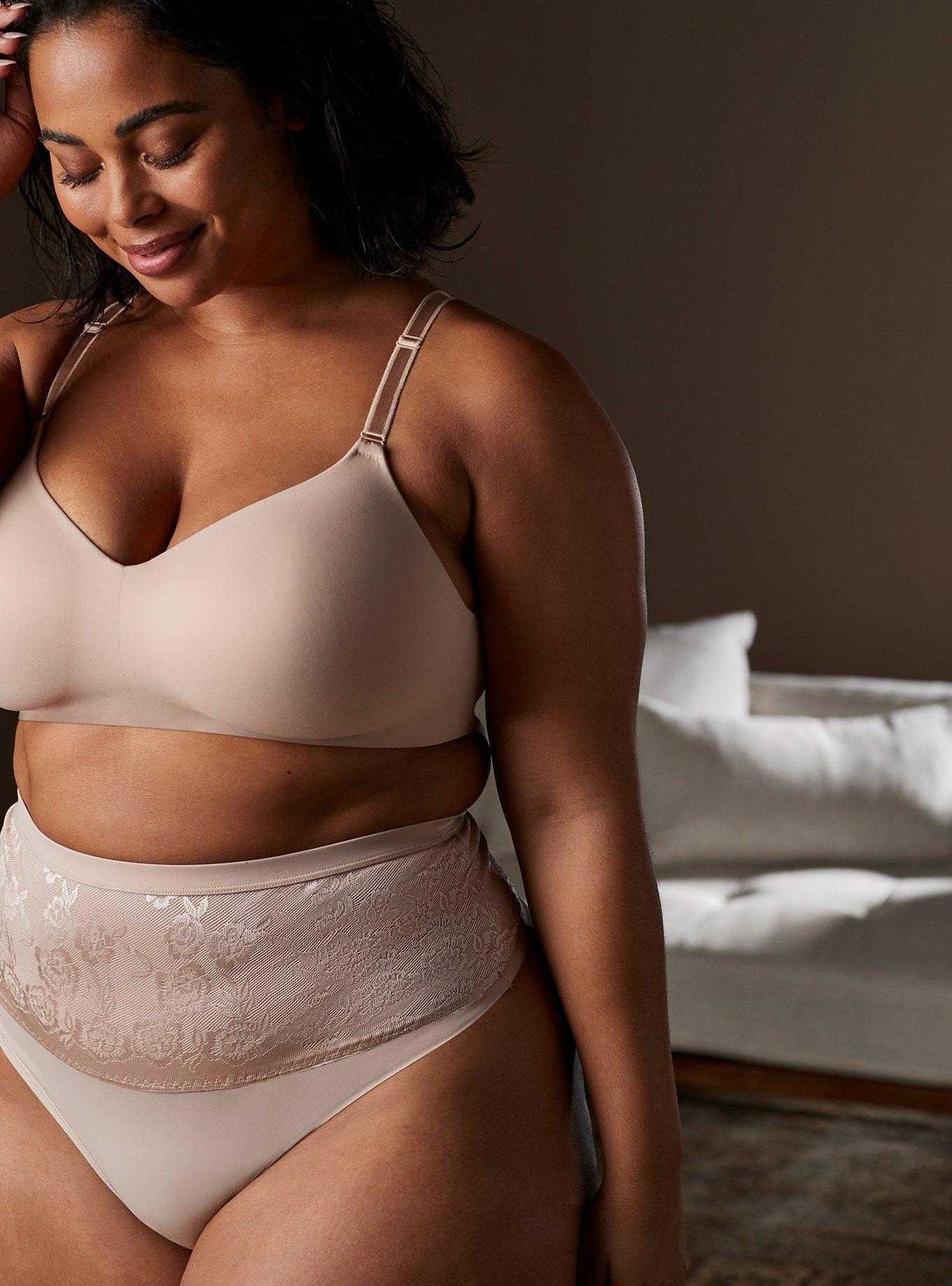 Torrid Curve Bra 42B wire-Free Lightly Lined Everyday Cream Beige