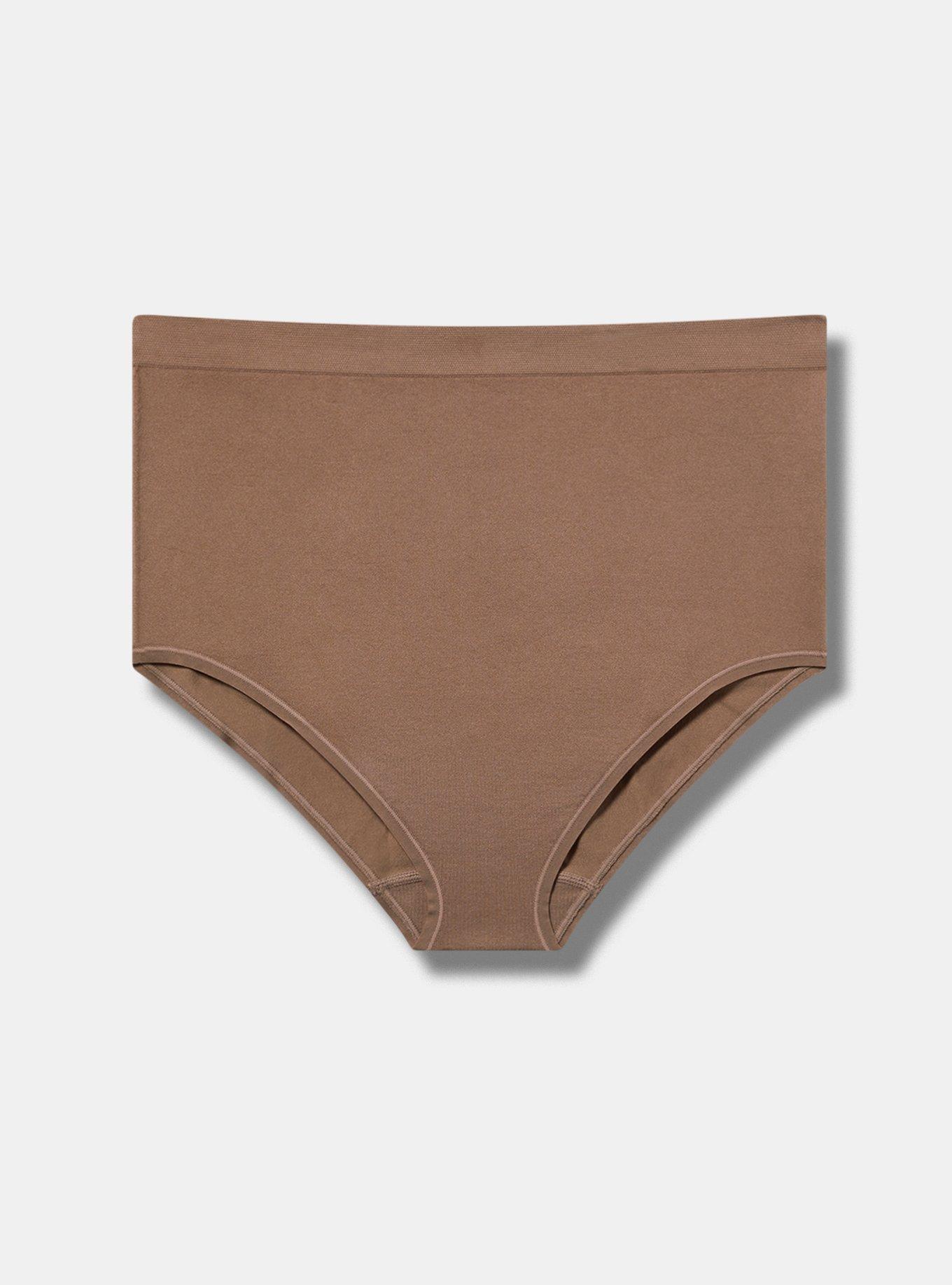 Seamless Smooth Mid-Rise Brief Panty