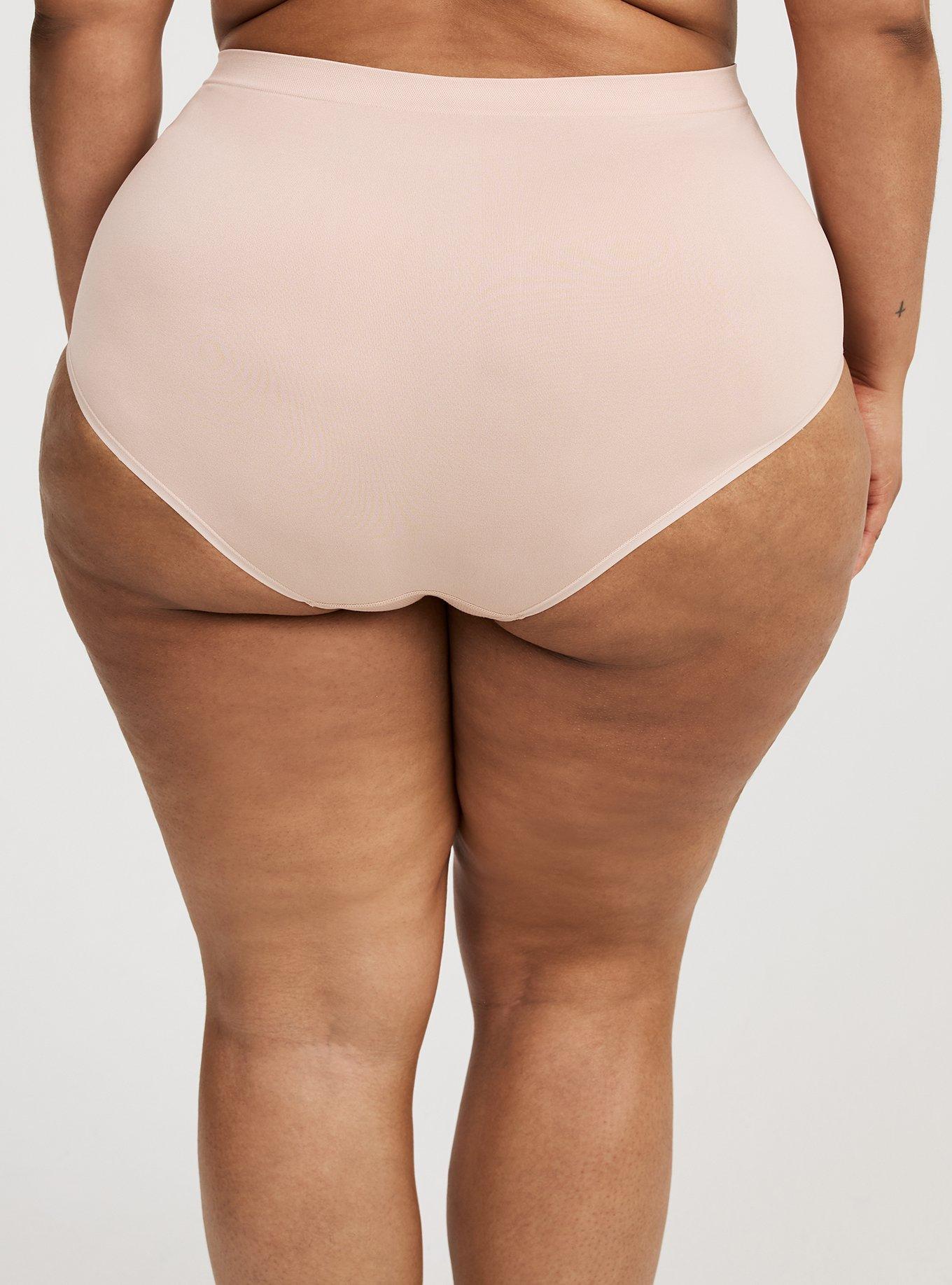 Seamless Smooth Mid-Rise Brief Panty