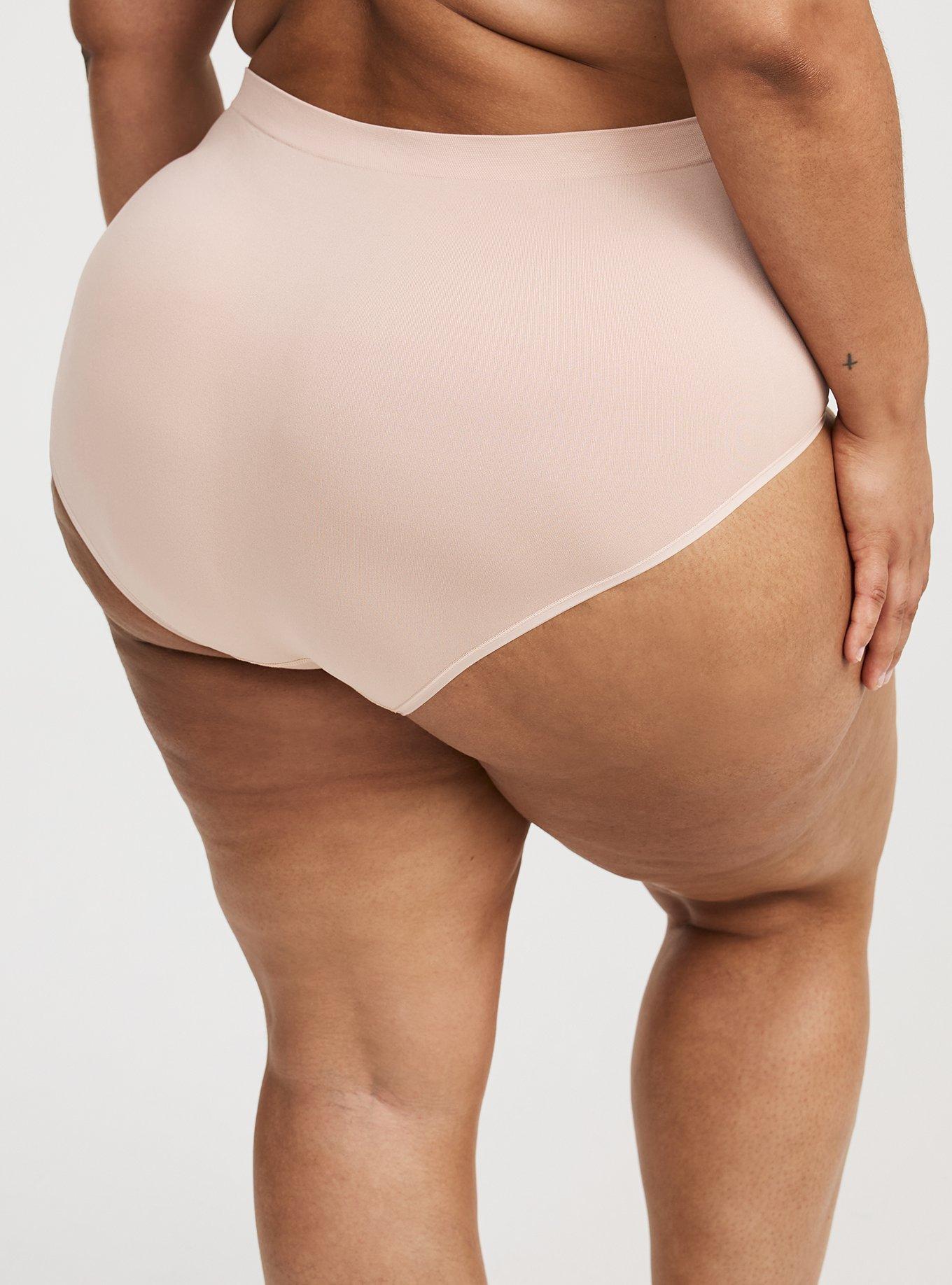 Seamless Smooth Mid-Rise Brief Panty