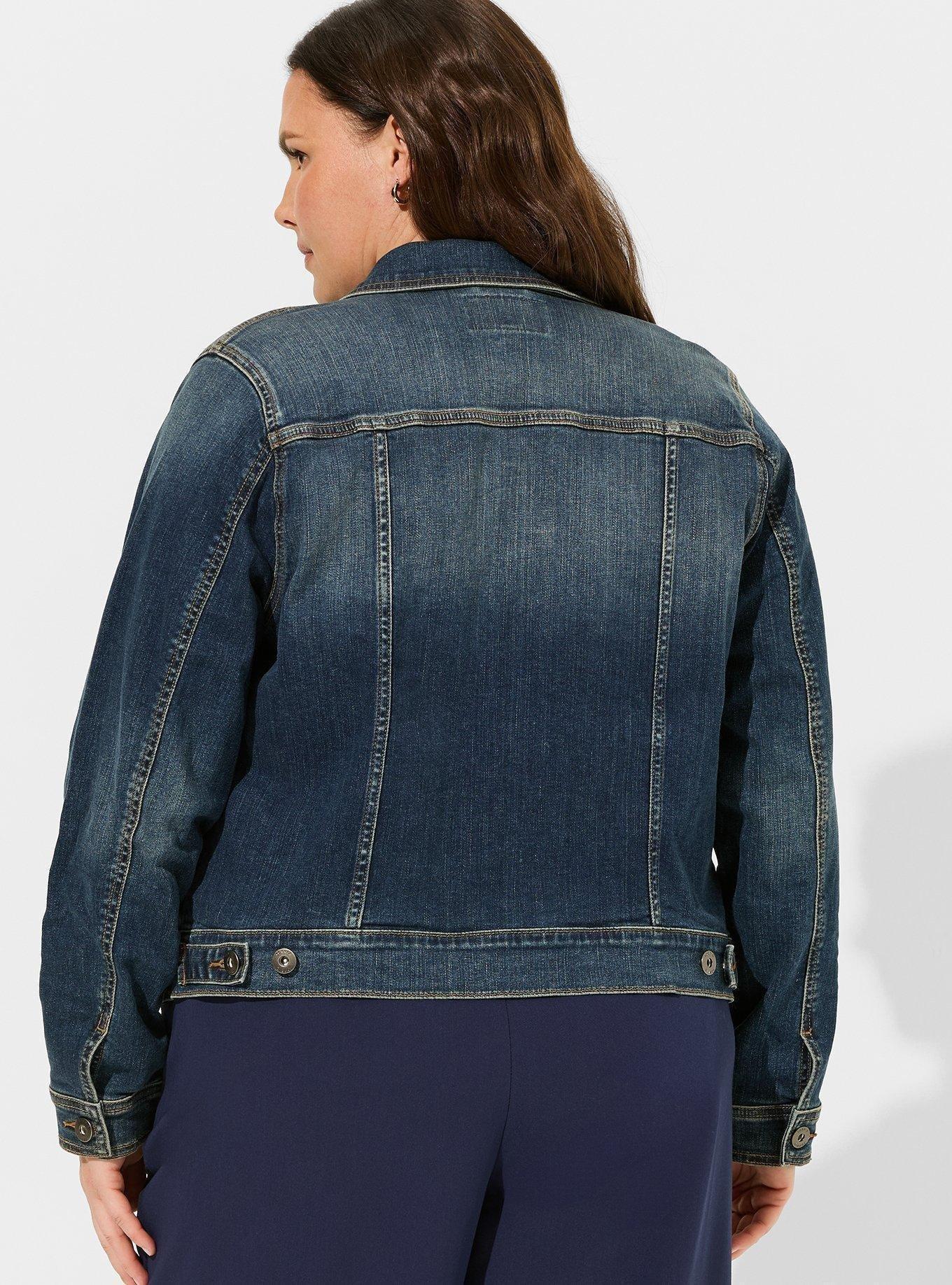 Trucker Jacket - Medium Wash