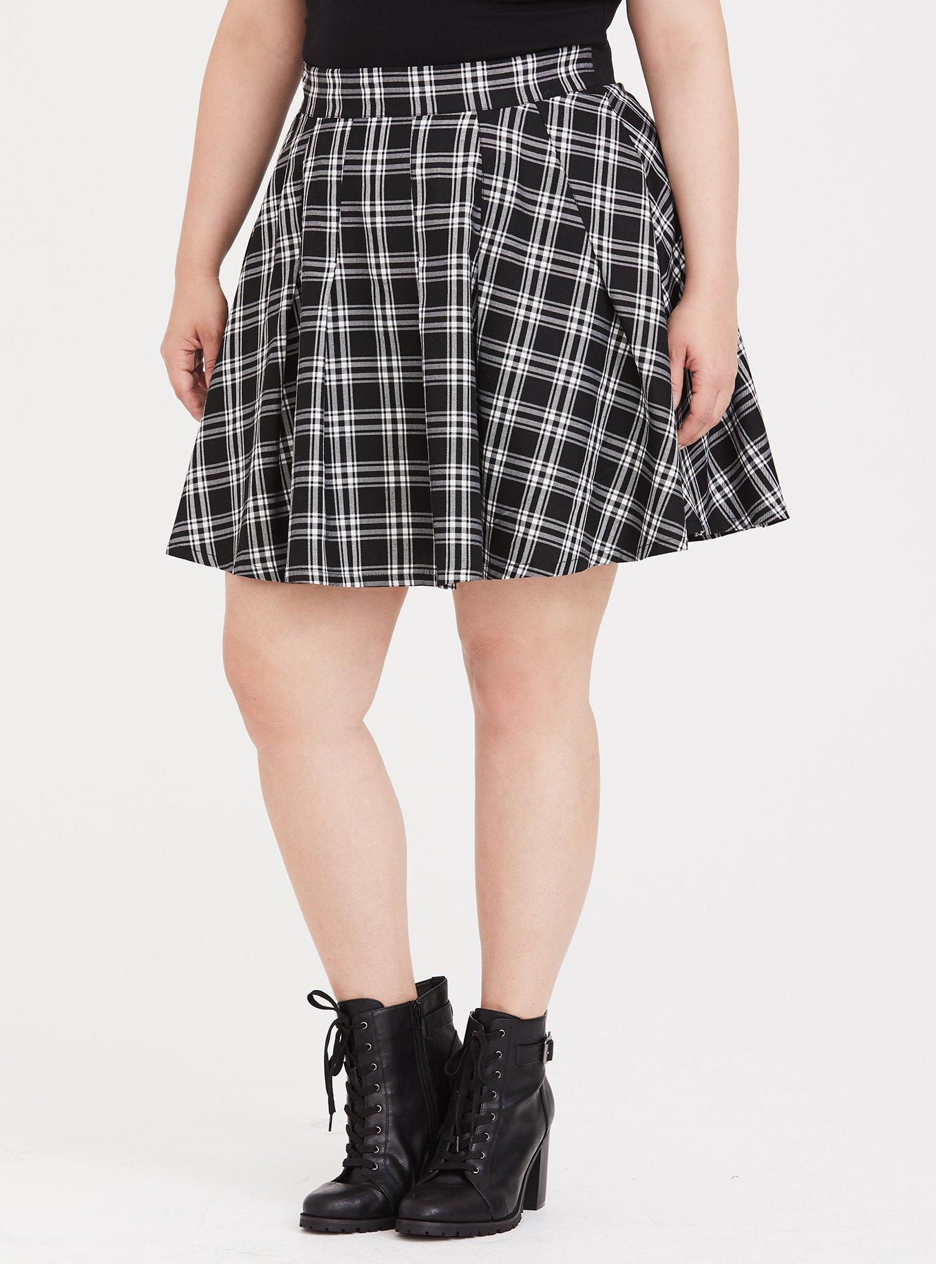 Plus Size - Mini Twill Pleated Skater Skirt - Torrid