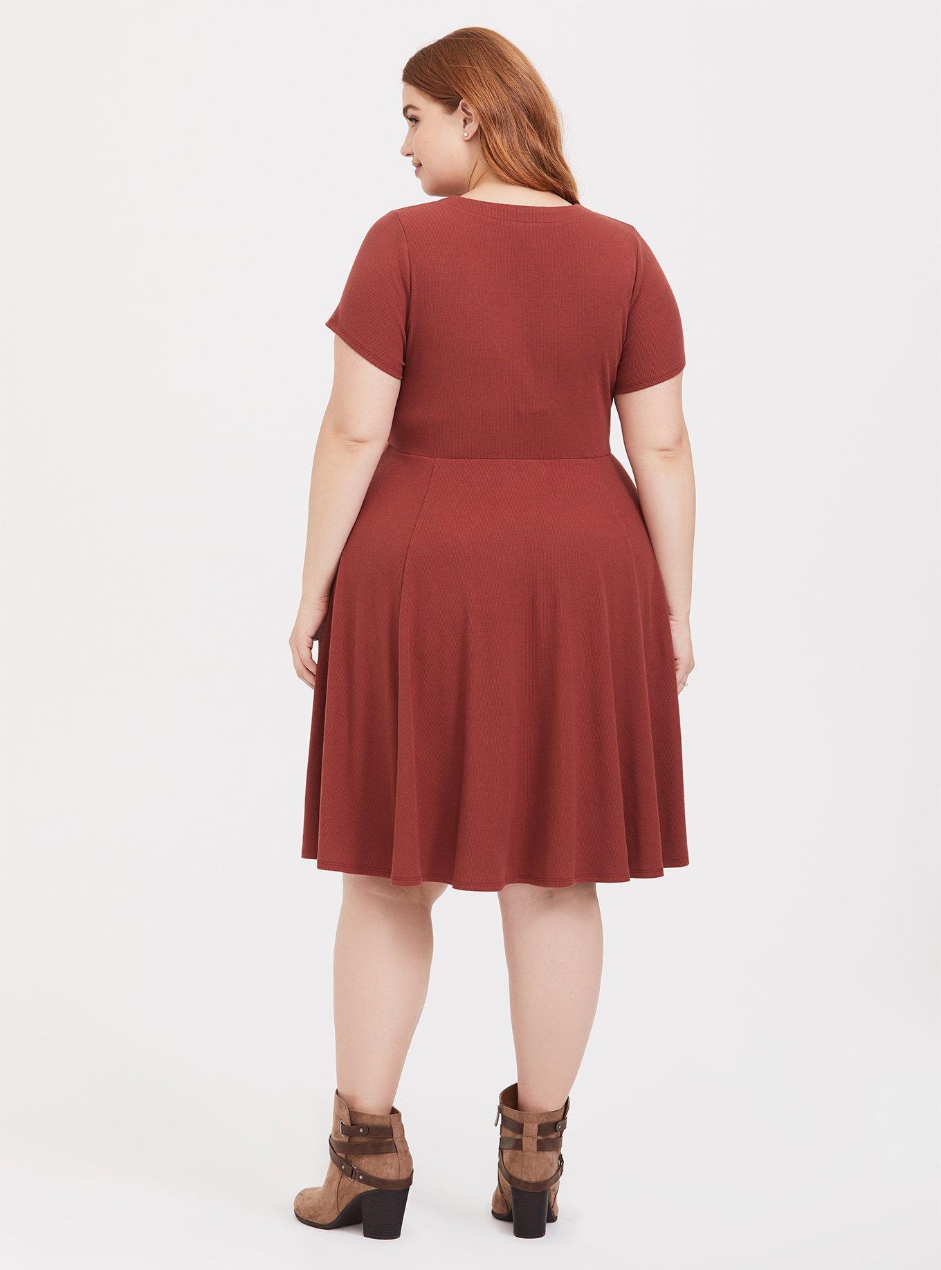 Torrid maroon outlet dress