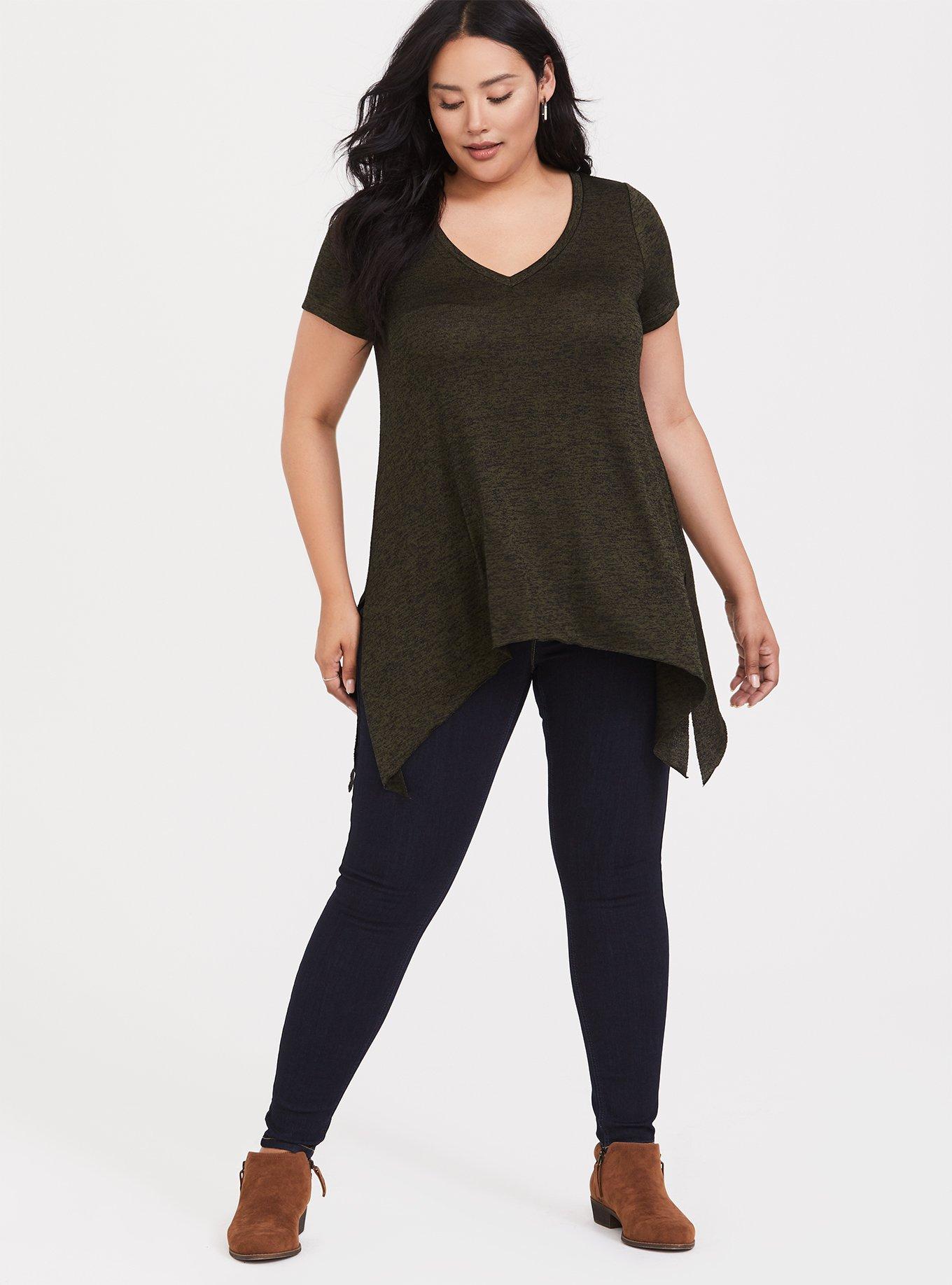 Plus Size Super Soft Plush V-Neck Sharkbite Hem Tee, DEEP DEPTHS, alternate
