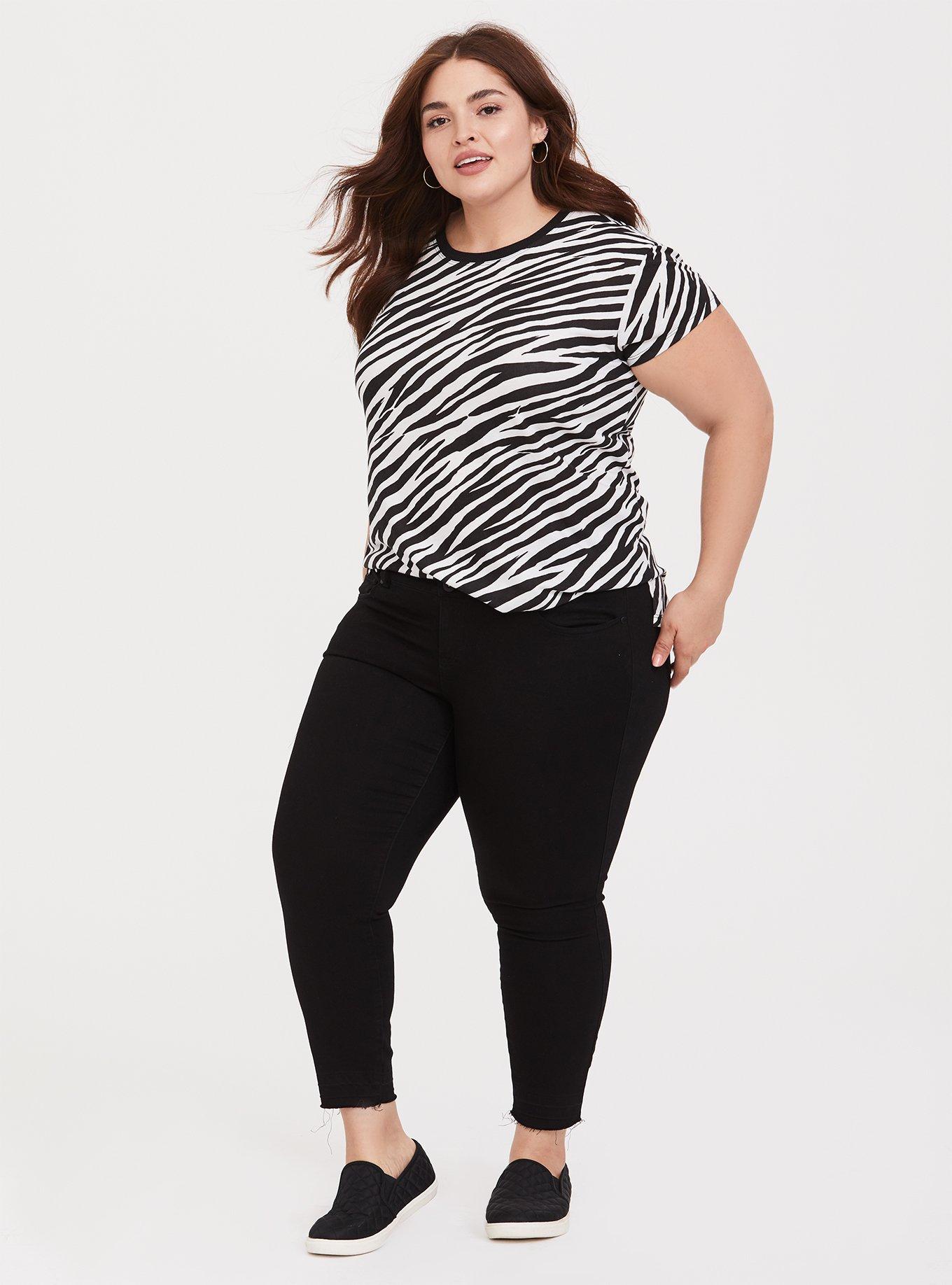 Plus Size Zebra Relaxed Boyfriend Tee, ZEBRA BLACK, alternate
