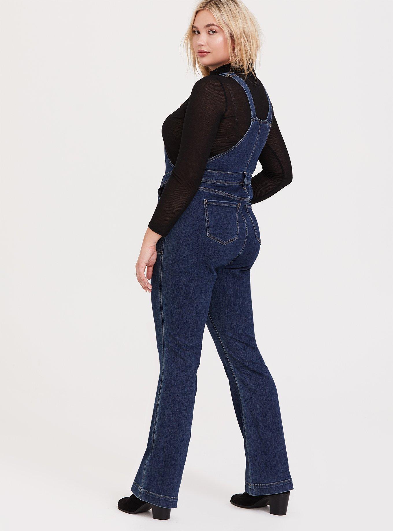 DENIM FLARE OVERALLS in Medium Wash