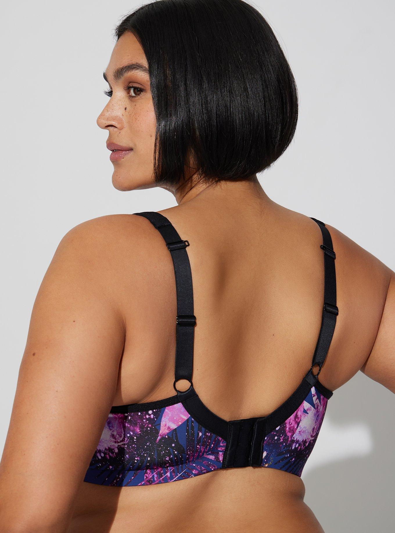 What makes an AWESOME Plus sized Sports Bra? – Le Buste Lingerie