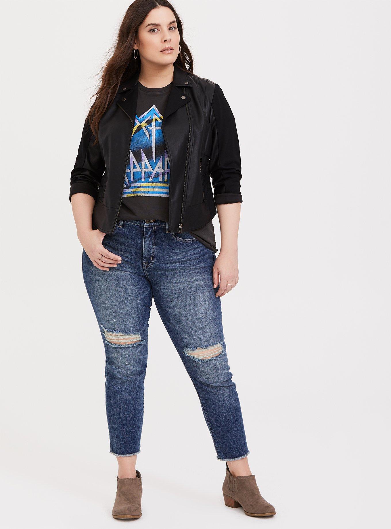 Plus Size Def Leppard Triangle Black Crew Tee, DEEP BLACK, alternate