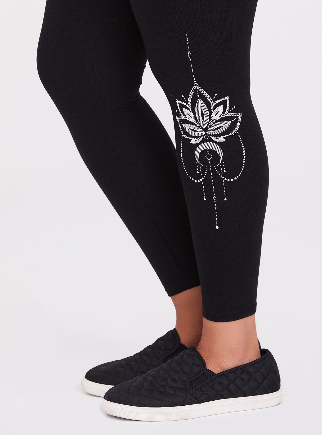 Plus Size - Premium Legging - Henna White & Black - Torrid