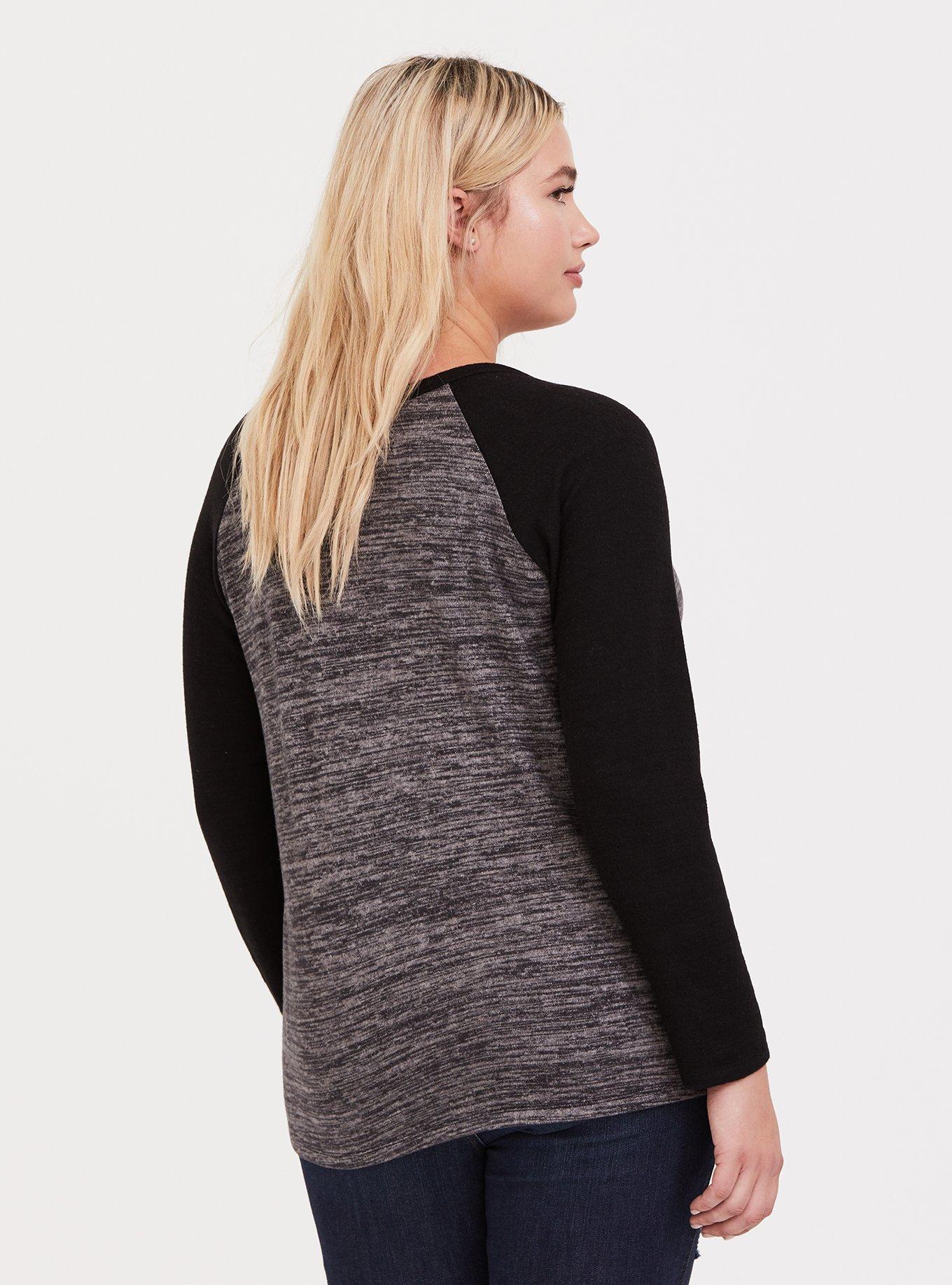 Plus Size Super Soft Plush Snap Henley Long Sleeve Raglan Tee, DEEP BLACK, alternate