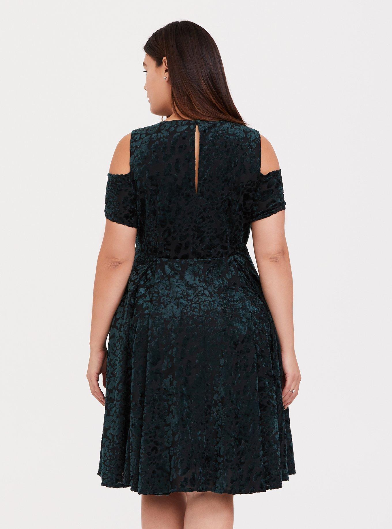Plus Size Green Velvet Burnout Cold Shoulder Skater Dress, GREEN, alternate