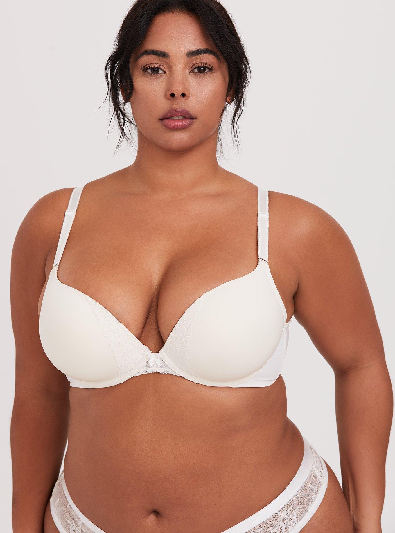 Torrid can't even have right sizes for their model photos, this bra doesn't  even looks like it fits : r/PlusSizeFashion