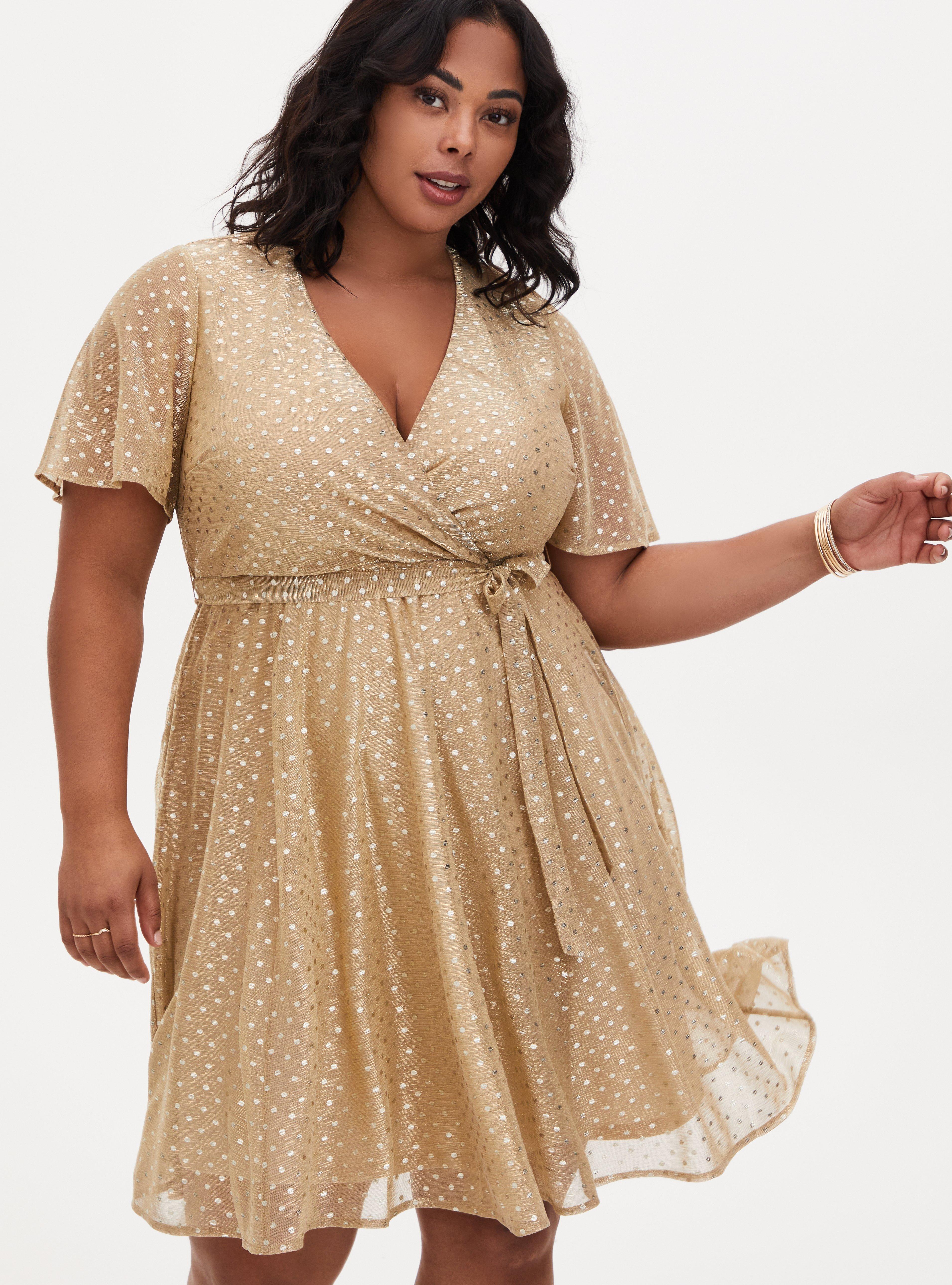 Metallic gold best sale plus size dresses