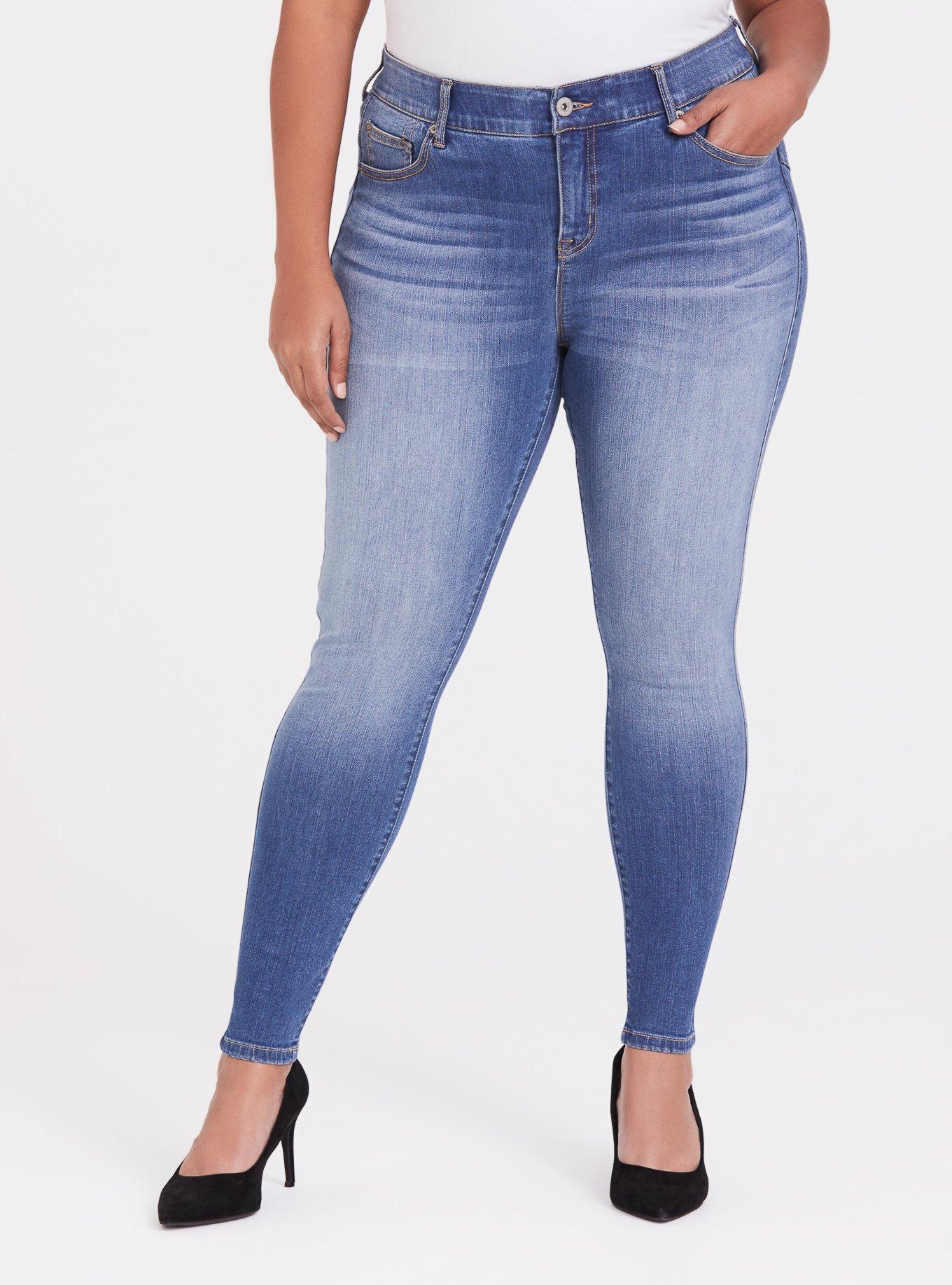 Plus Size Bombshell Skinny Jean - Premium Stretch Medium Wash, HEARTS, hi-res