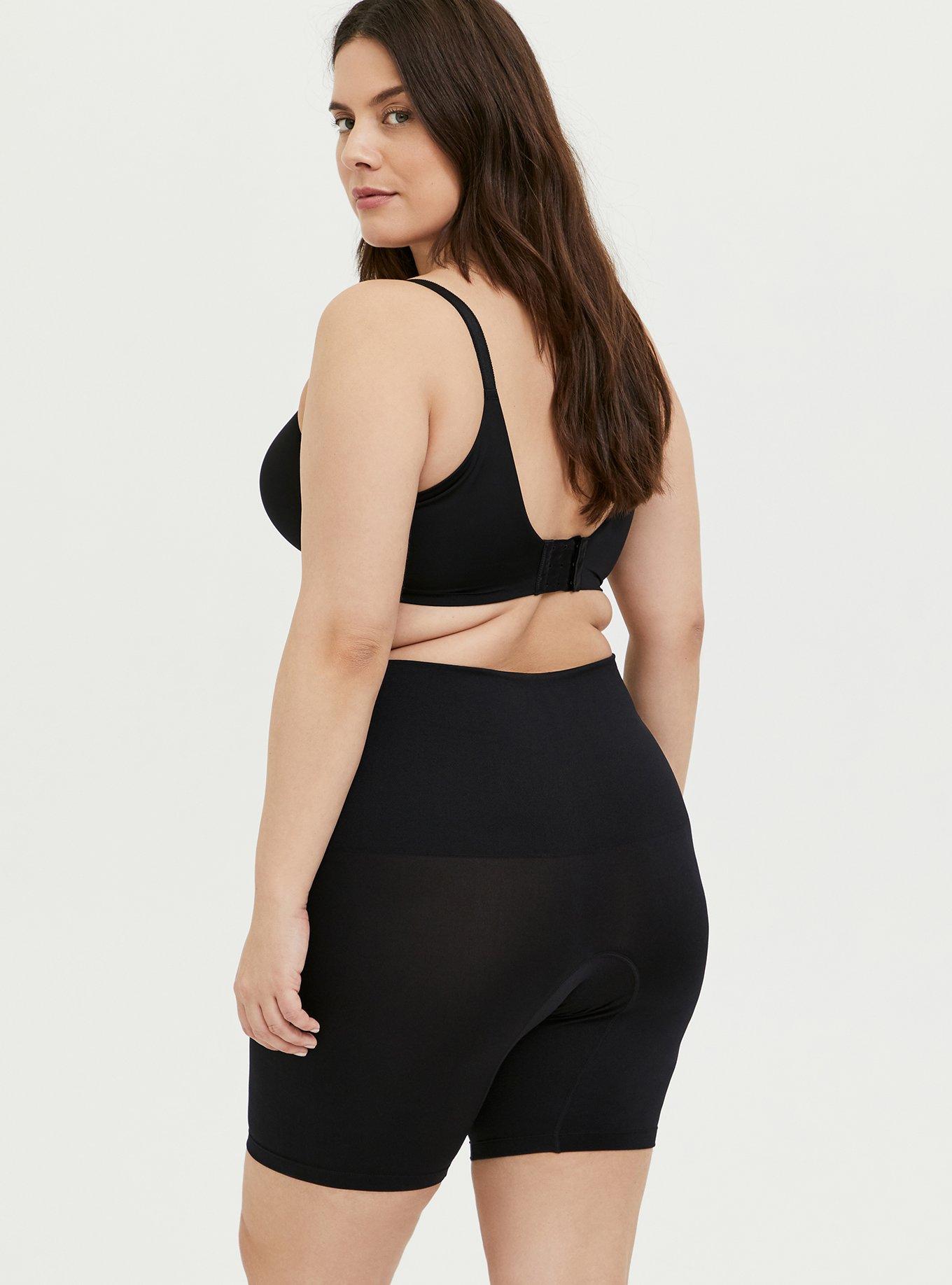 Plus Size - Torrid Logo Black Seamless 360° Smoothing High Waist Short -  Torrid