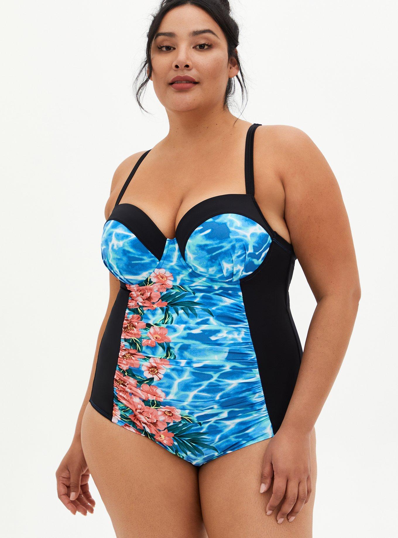 Torrid 2 2x 💚Underwire PLUS Slimming 1 Piece Swimsuit Sexy Lace