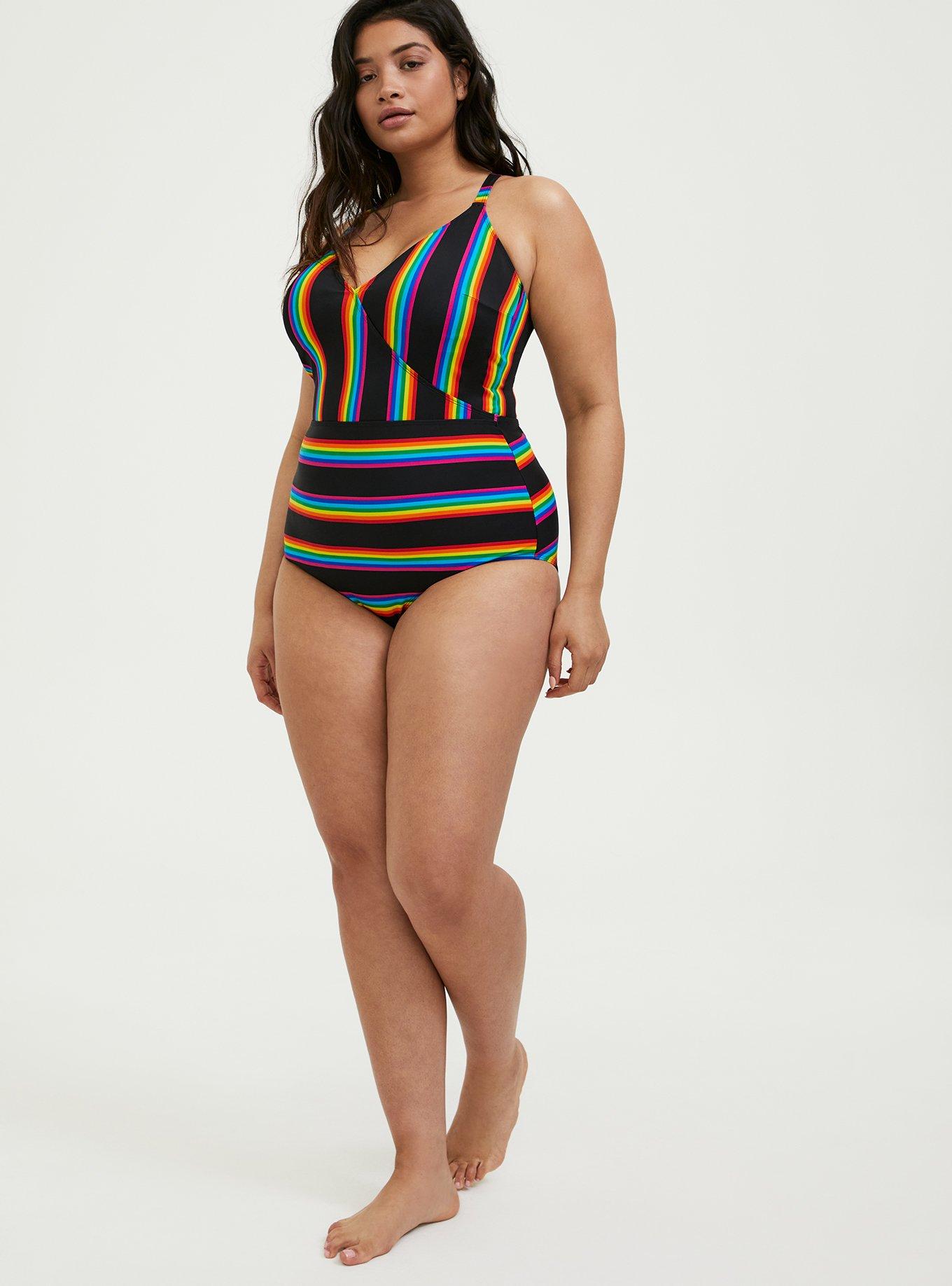 Plus Size - Swim Tunic - Black with Thumbhole - Torrid