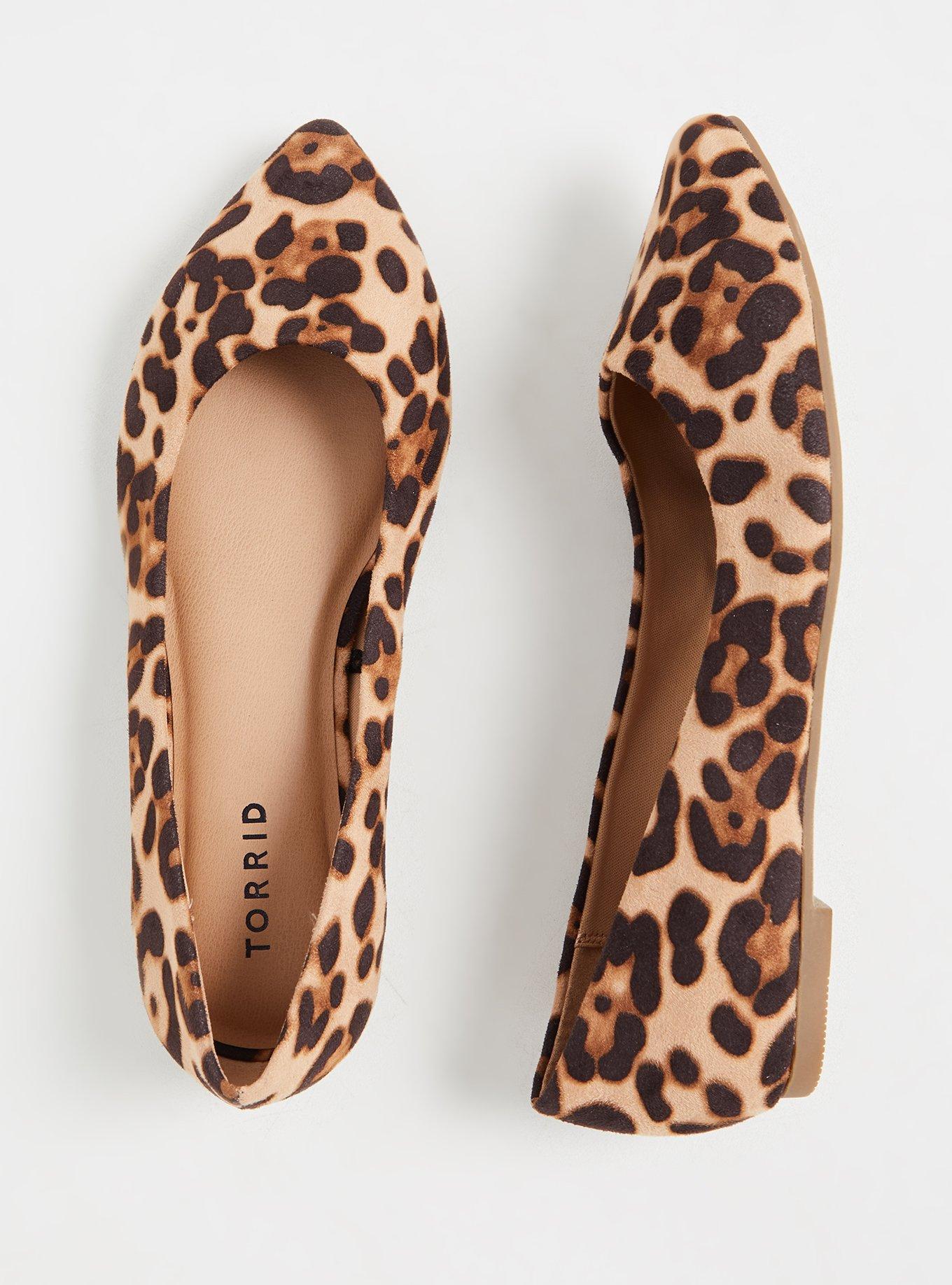 Wide leopard shops flats