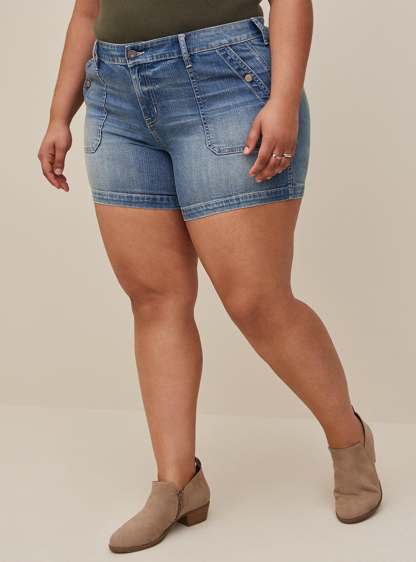 Women's Plus Size Tummy Control Rolled Cuff Ankle Jeans From ROYALTY