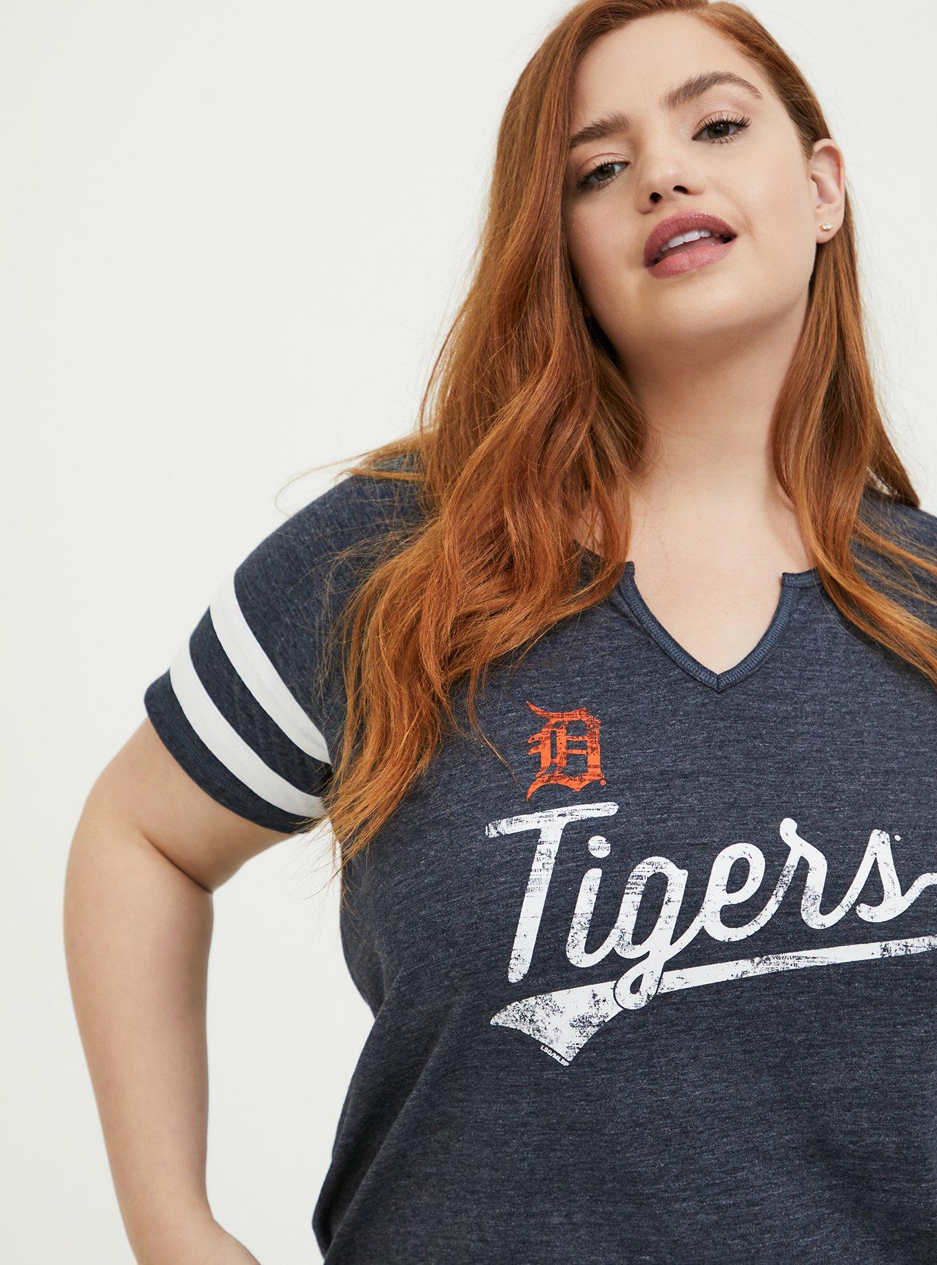 Detroit Tigers Love Pink Jersey Style T Shirt Women's Small Blue