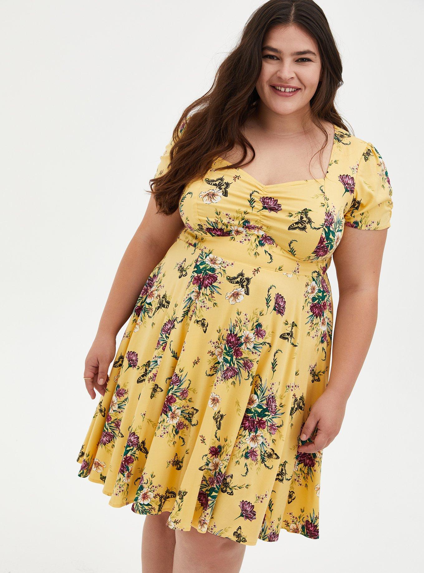 Plus size hotsell yellow skater dress