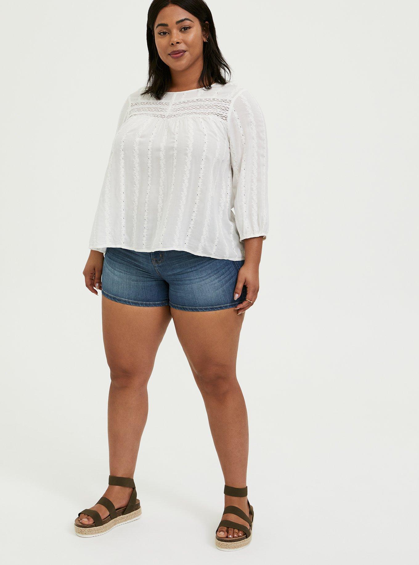 White Eyelet & Lace Embroidered Hi-Lo Blouse, CLOUD DANCER, alternate