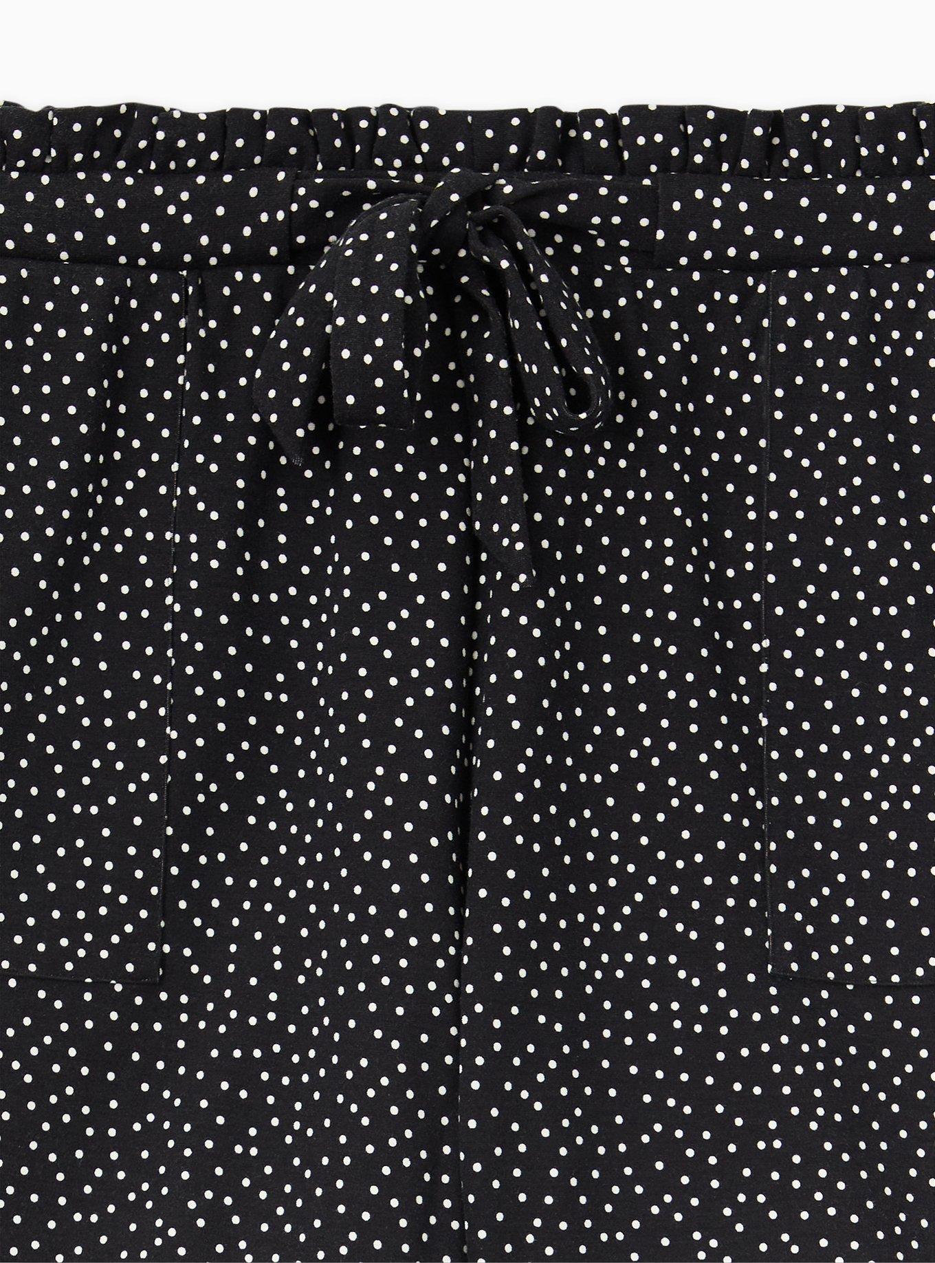 5 Inch Pull-On Studio Luxe Ponte Mid-Rise Paperbag Waist Short, TEENSY DOT, alternate