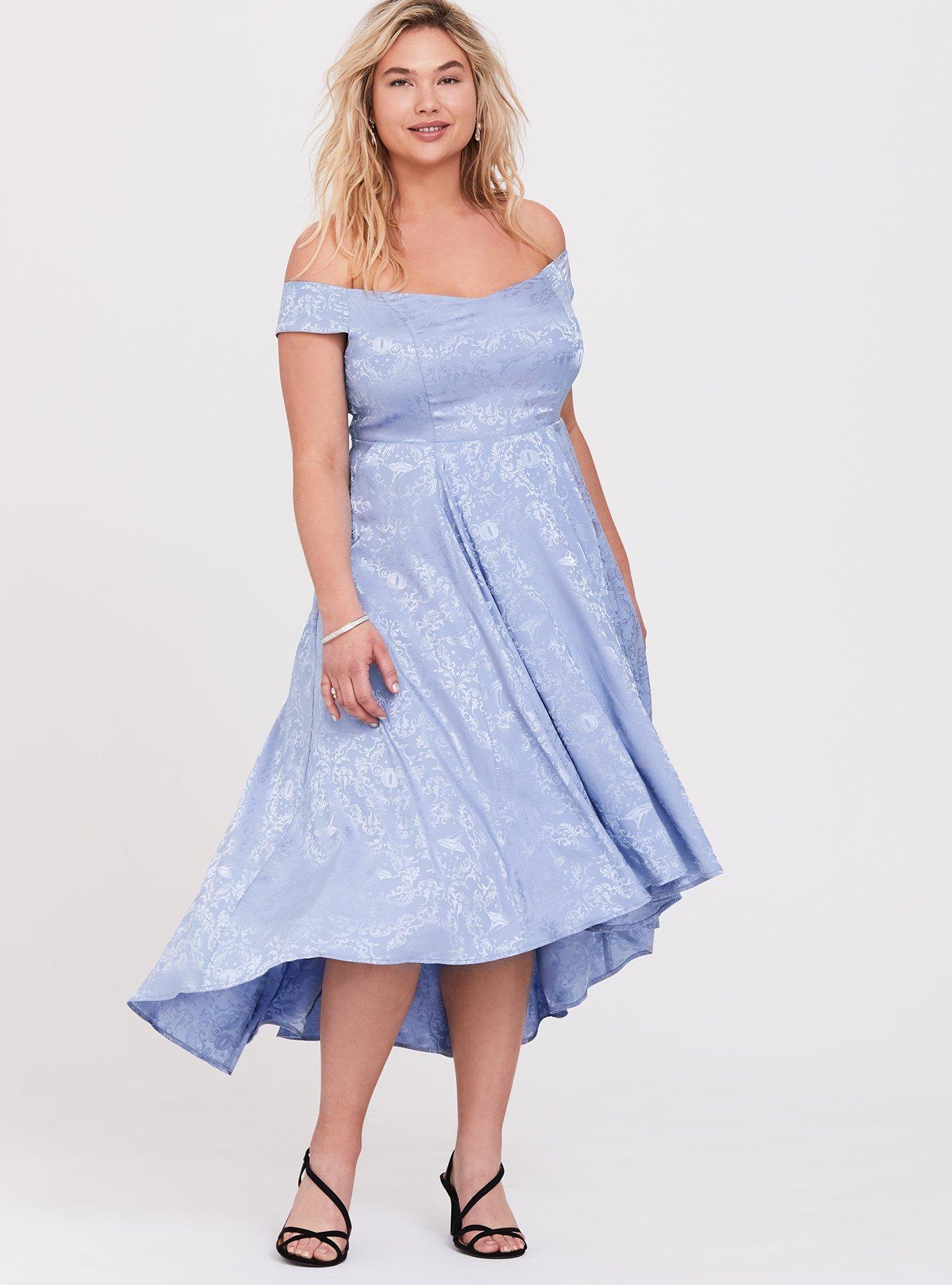 Torrid's Plus Size Cinderella Collection Is Disney Princess Fandom At It's  Finest