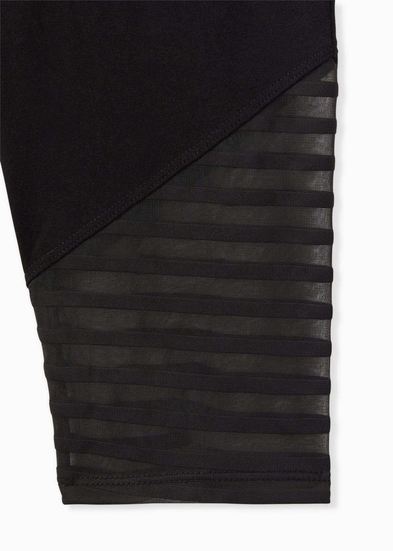 Plus Size Disney Mickey Mouse & Friends Shadow Stripe Crop Legging, DEEP BLACK, alternate