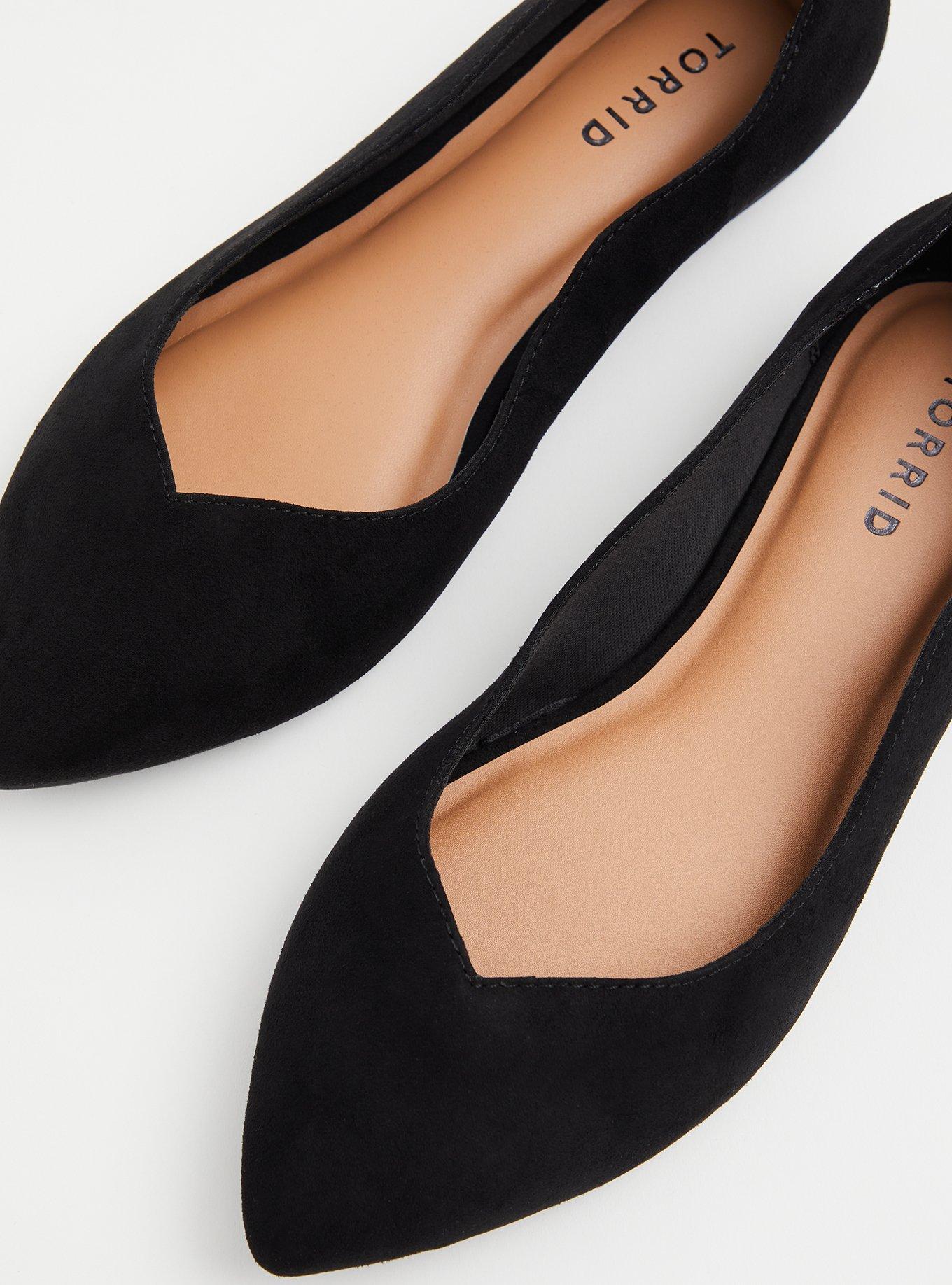 Plus Size Scalloped Pointed Toe Flat (WW), , hi-res