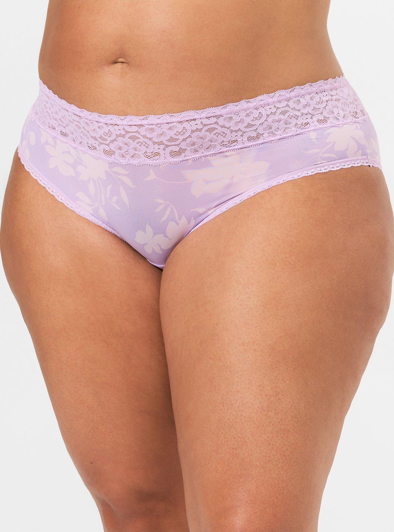 Scalloped Lace Hipster, natural