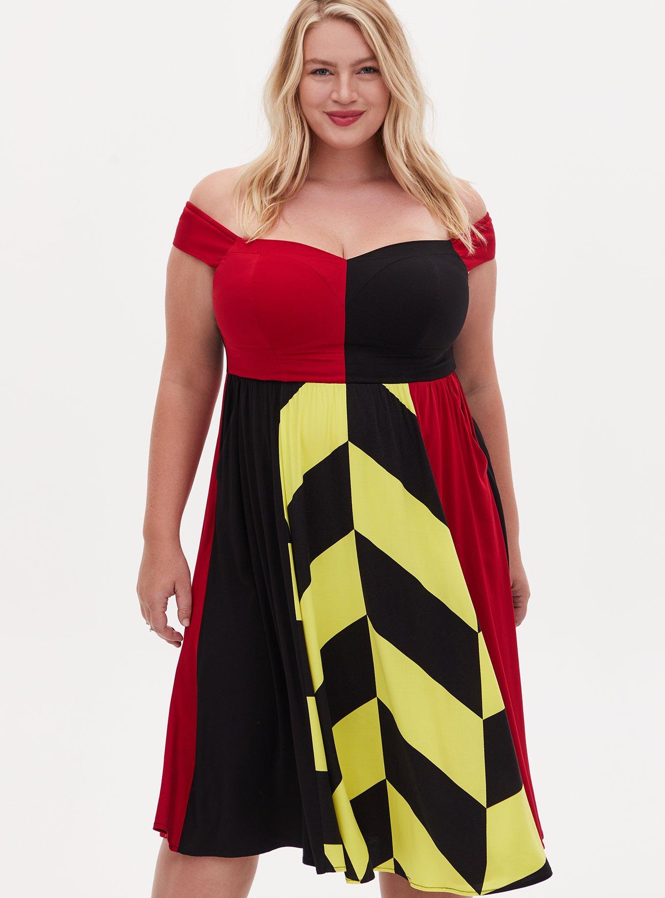 Plus Size - Disney Alice In Wonderland Queen of Hearts Off