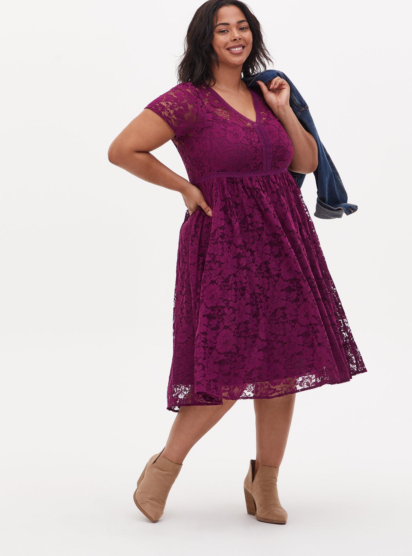 YOURS LONDON Plus Size Emerald Green Lace Sweetheart Midi Dress