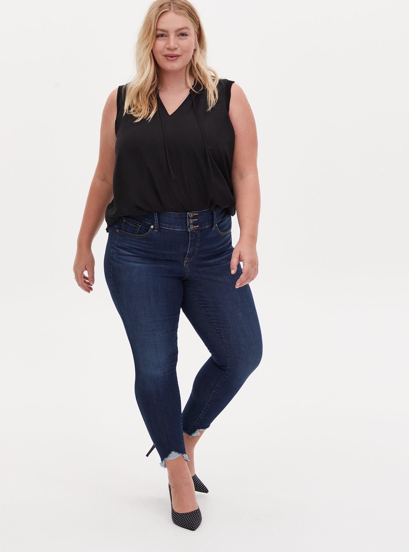 Plus Size Chiffon Pleat Detail Tank, DEEP BLACK, alternate