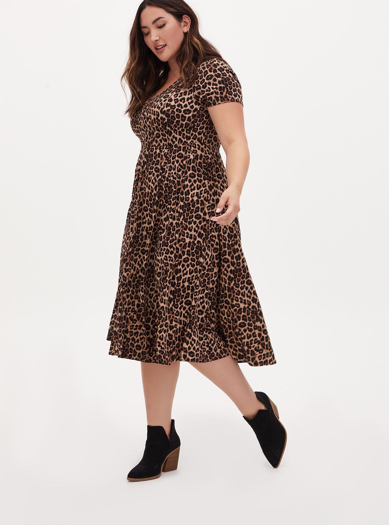 Torrid Dress 00X (M) 4X Mini 3/4 Sleeves Leopard Floral Print Plus Size  Skater