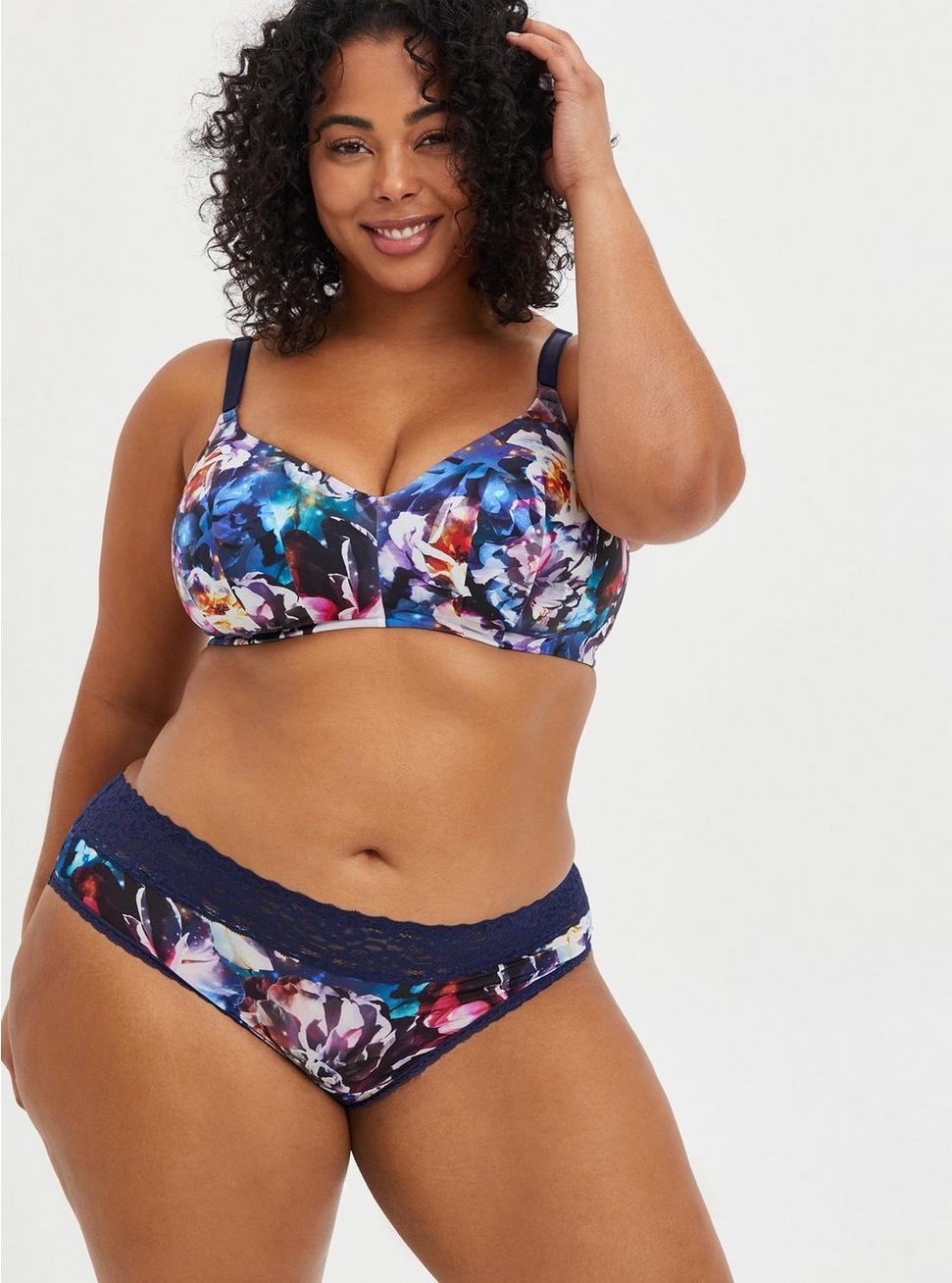 Plus Size Everyday Wire-Free Lightly Lined Print 360° Back Smoothing® Bra, FLORAL IN GALAXY, alternate