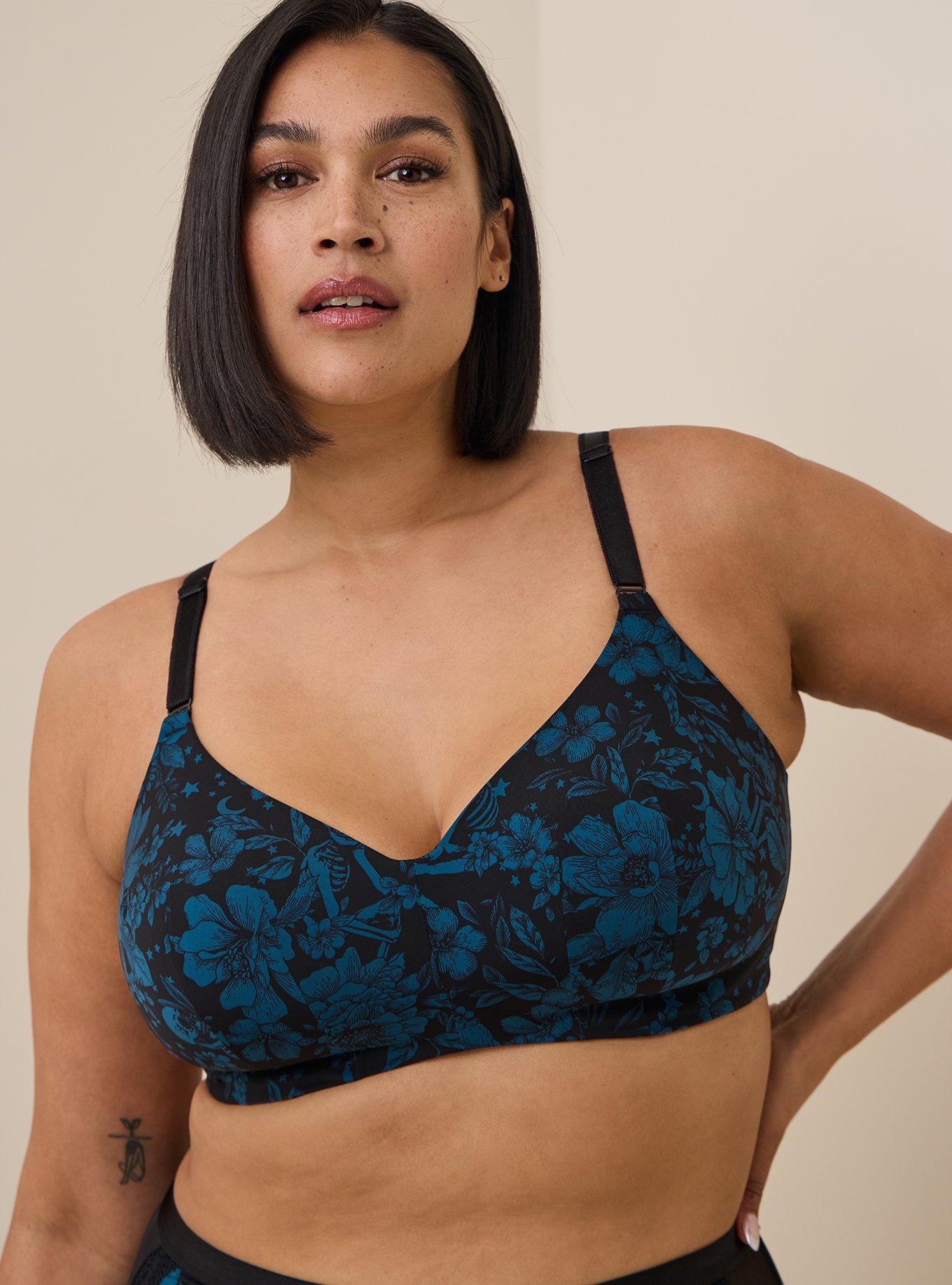 Torrid - Red & Black Heart 360° Back Smoothing™ Lightly Lined Everyday  Wire-Free Bra