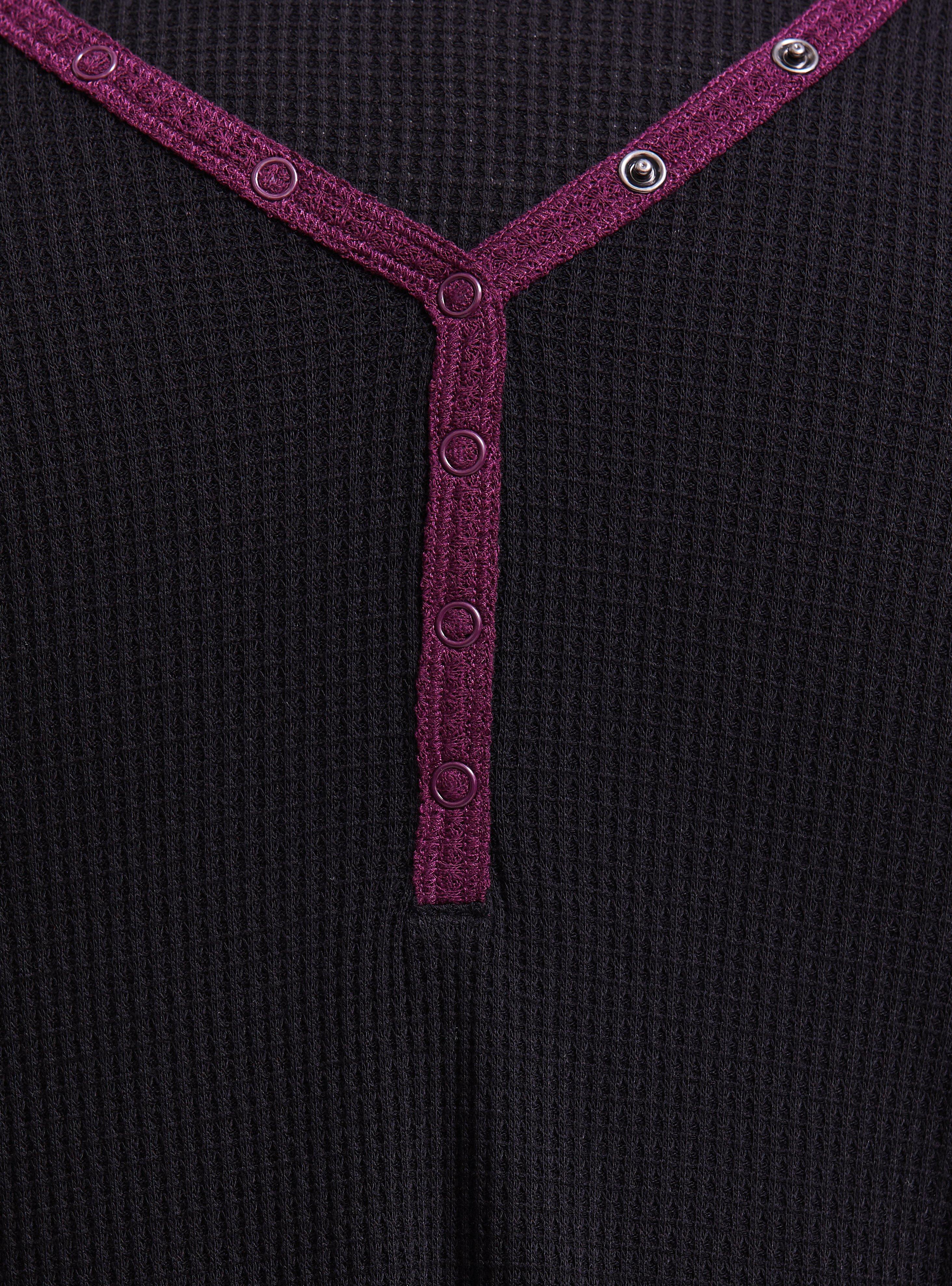 Plus Size Waffle V-Neck Henley Raglan Long Sleeve Tee, DEEP BLACK, alternate