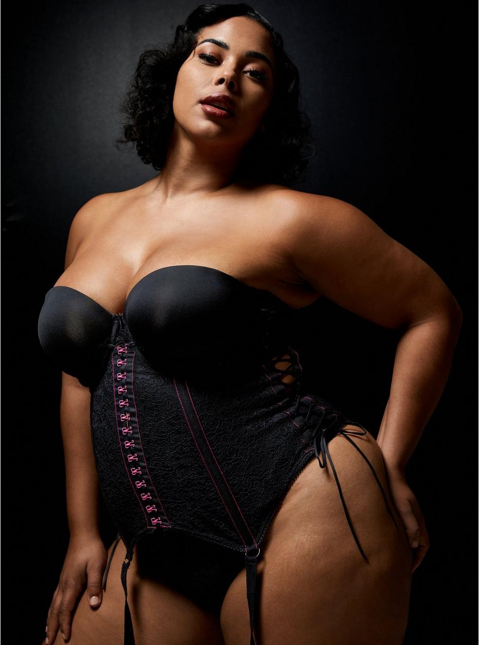 Plus Size - Betsey Johnson Lace Under Bust Corset Bustier bbw 971x1308 Xxx billede HD Plus Size - Betsey Johnson Lace Under Bust Corset Bustier