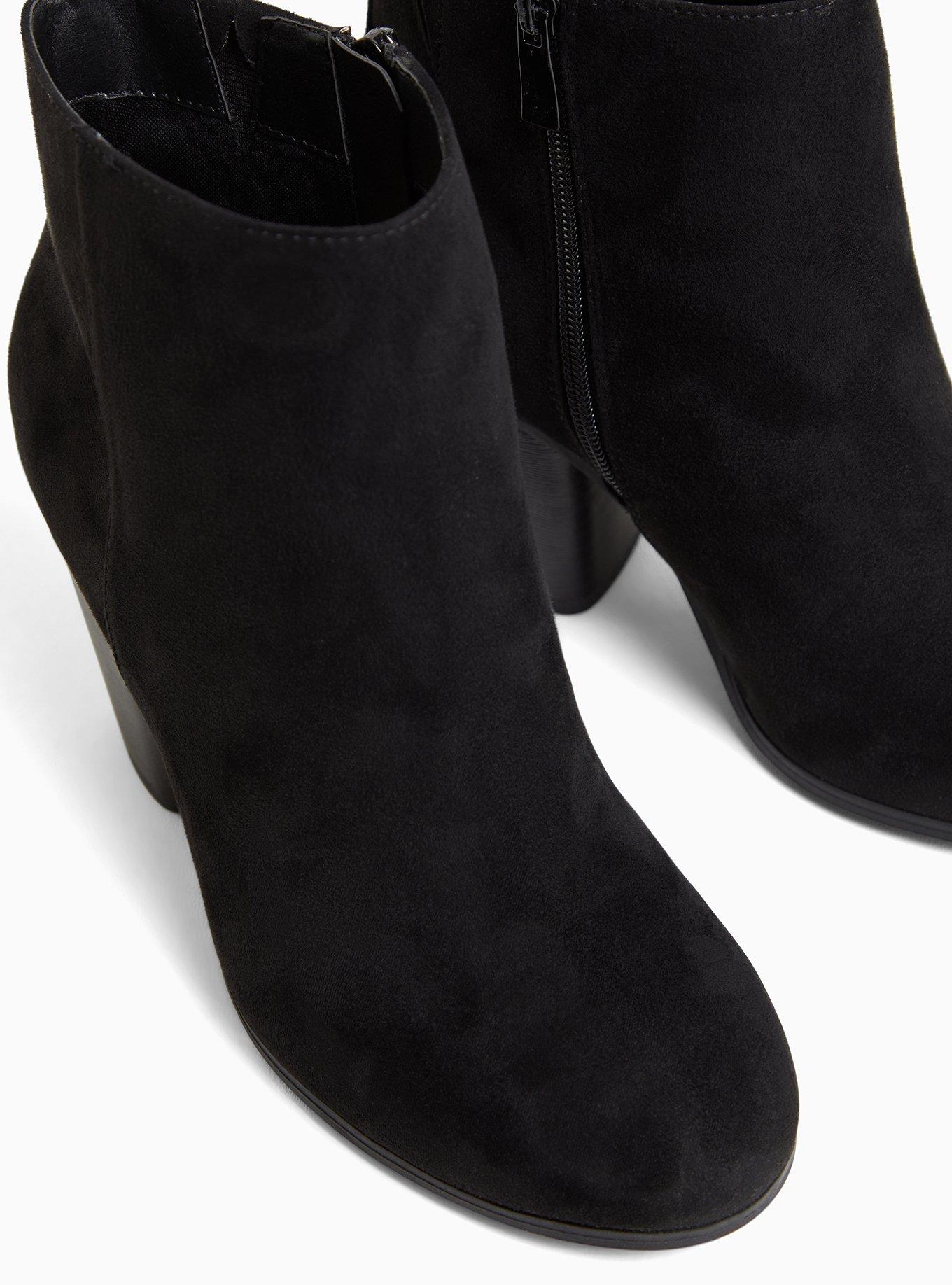 Plus Size Round Toe Ankle Heel Bootie (WW), BLACK, alternate