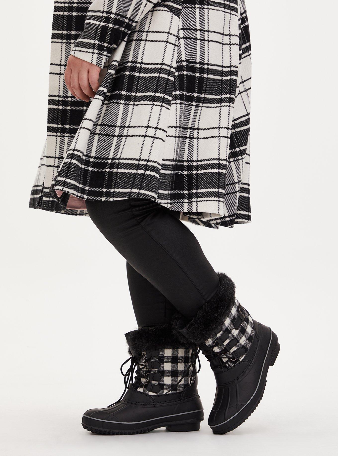 Black and white hot sale plaid duck boots