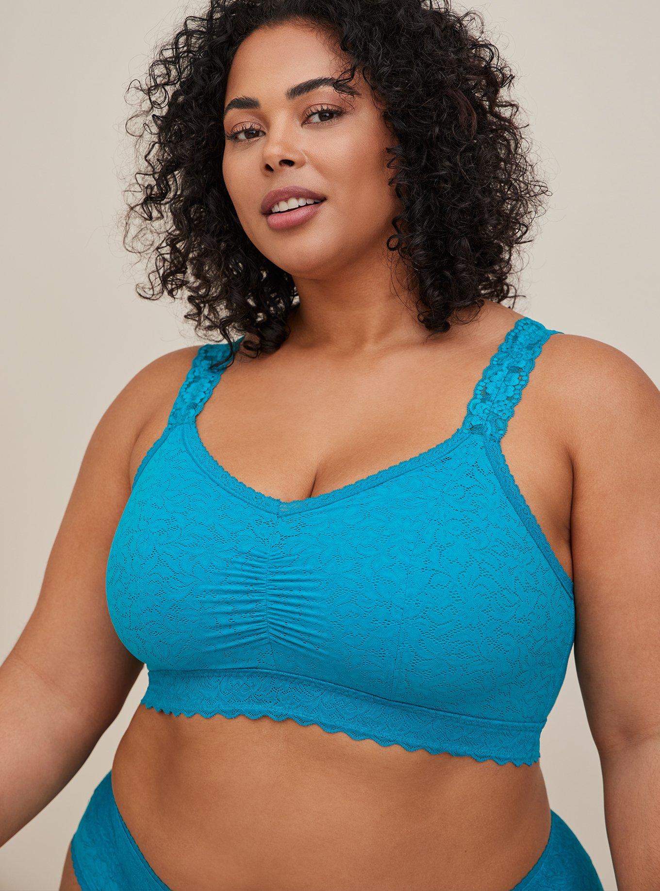 Plus Size Full Figure Stretch Lace Bralette Bra Top : : Clothing,  Shoes & Accessories