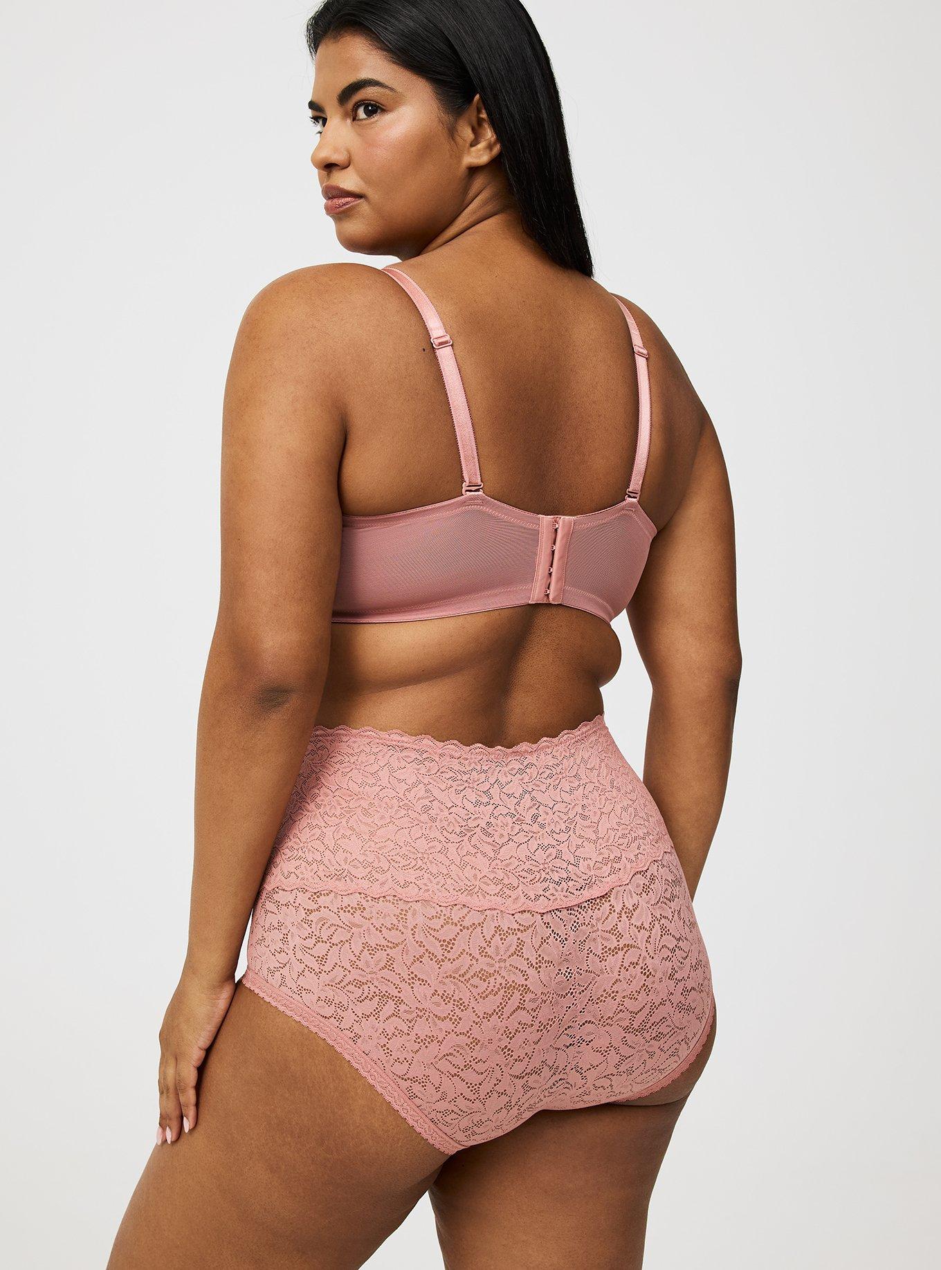 4-Way Stretch High-Rise Lace Panty
