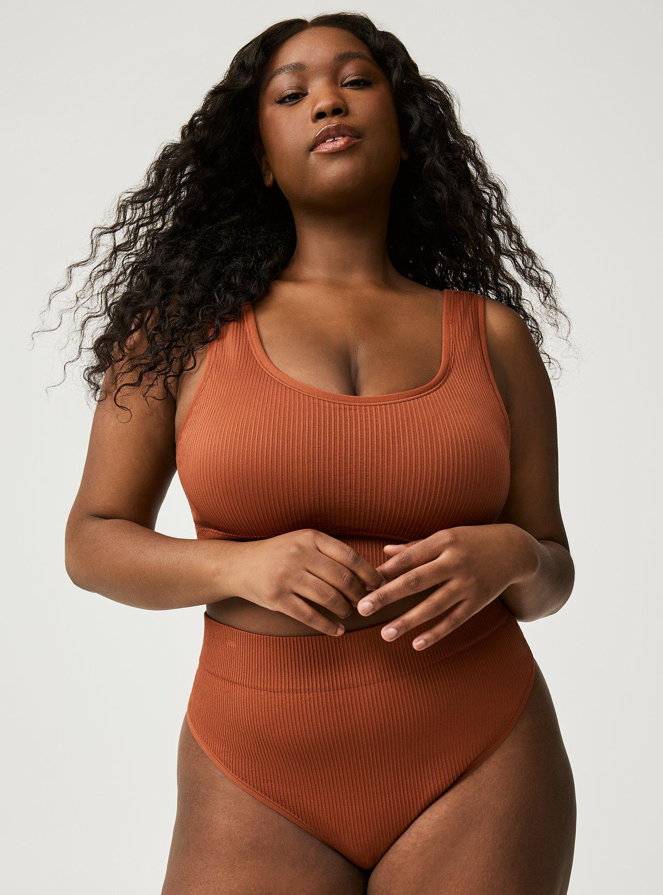 Lightly Lined Seamless Rib Scoop Bralette