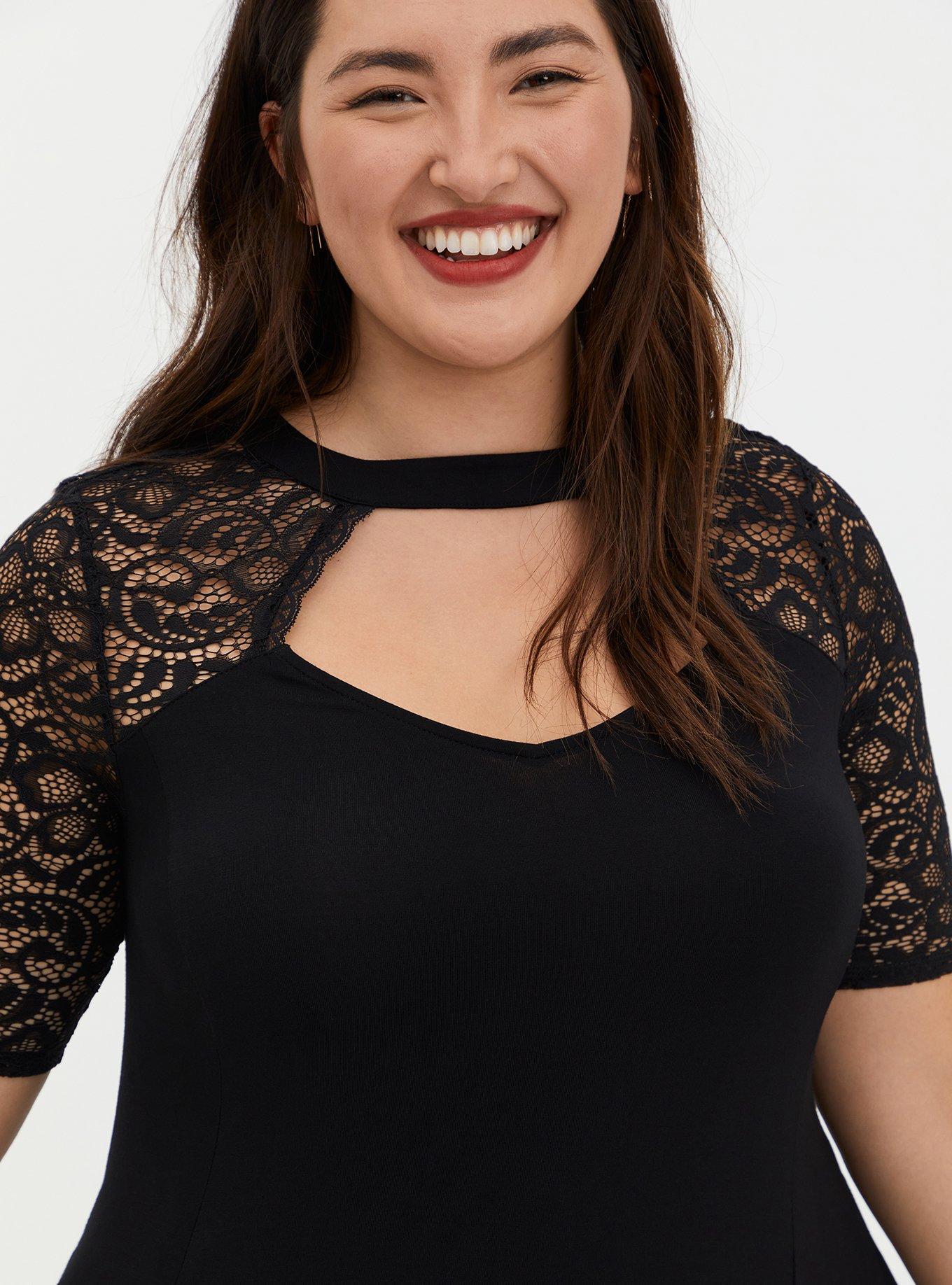 Plus Size - Super Soft Black Lace Sleeve Midi Dress - Torrid