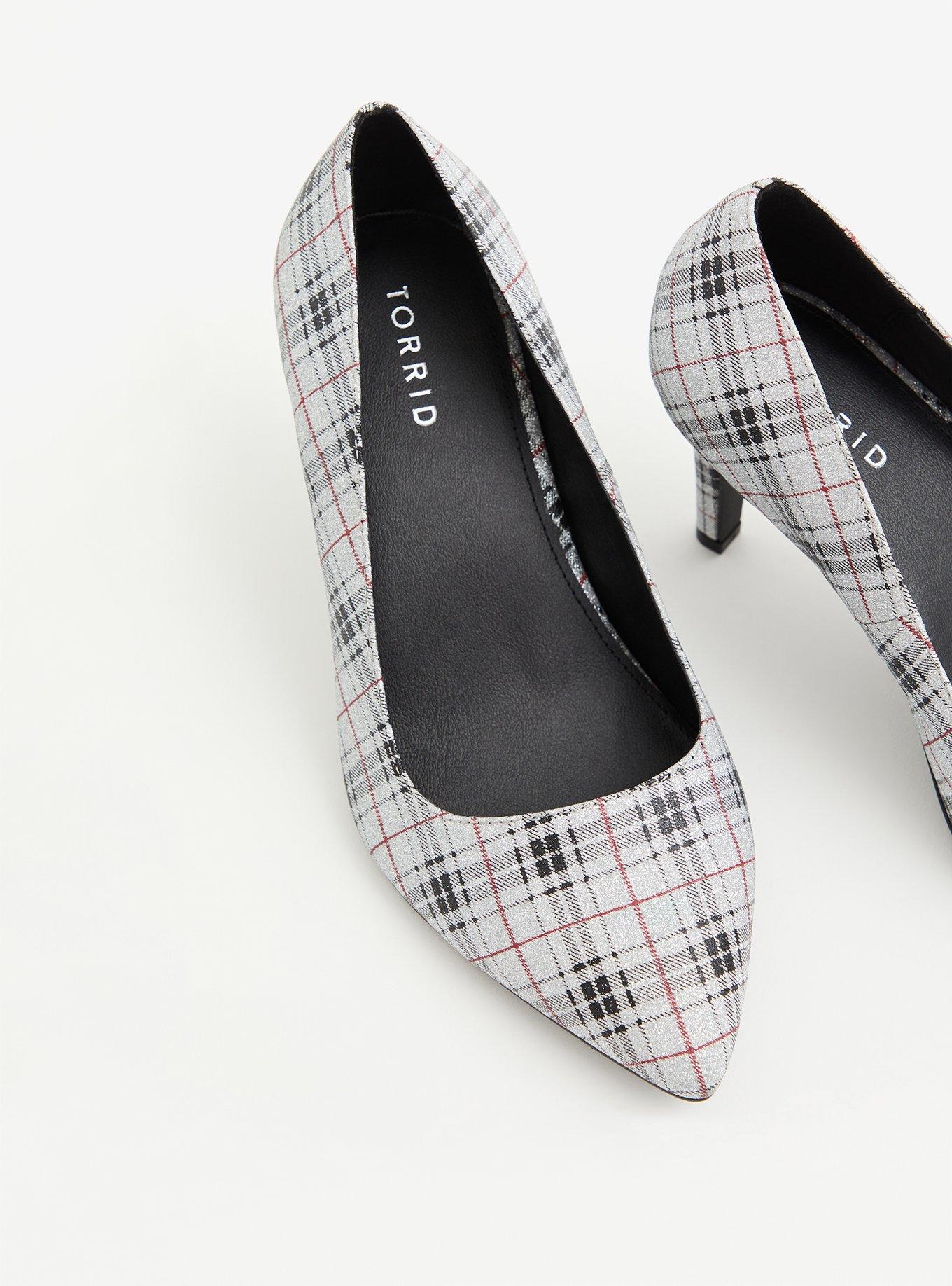 Black and white plaid shoes online