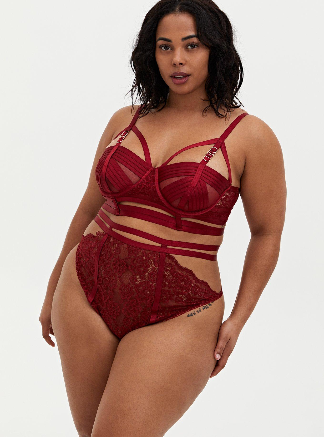 Plus Size Straps And Rings Lace Thong Panty, BIKING RED, alternate
