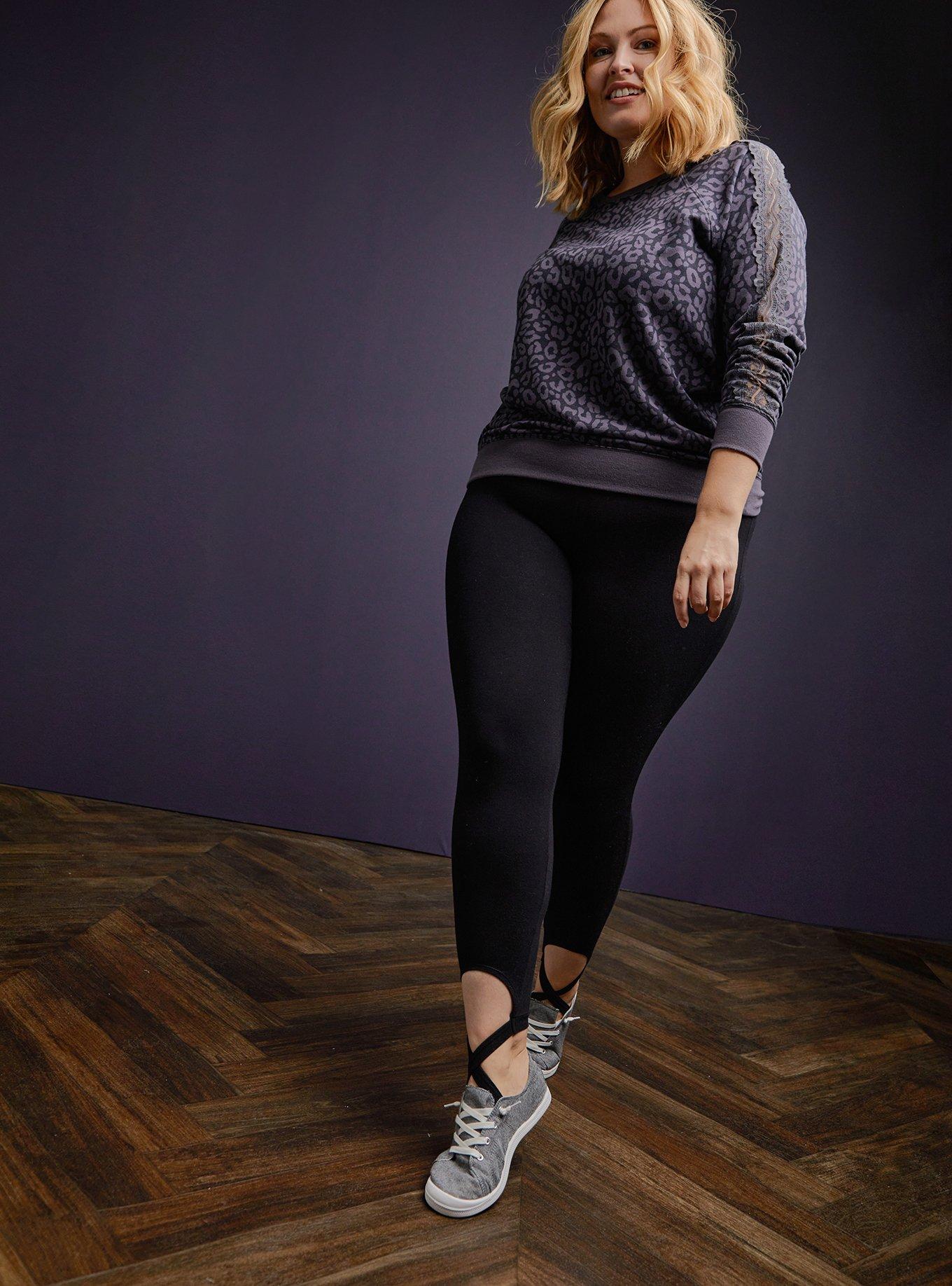 Plus Size - Premium Leggings - Stirrup Ballet Hem Black - Torrid